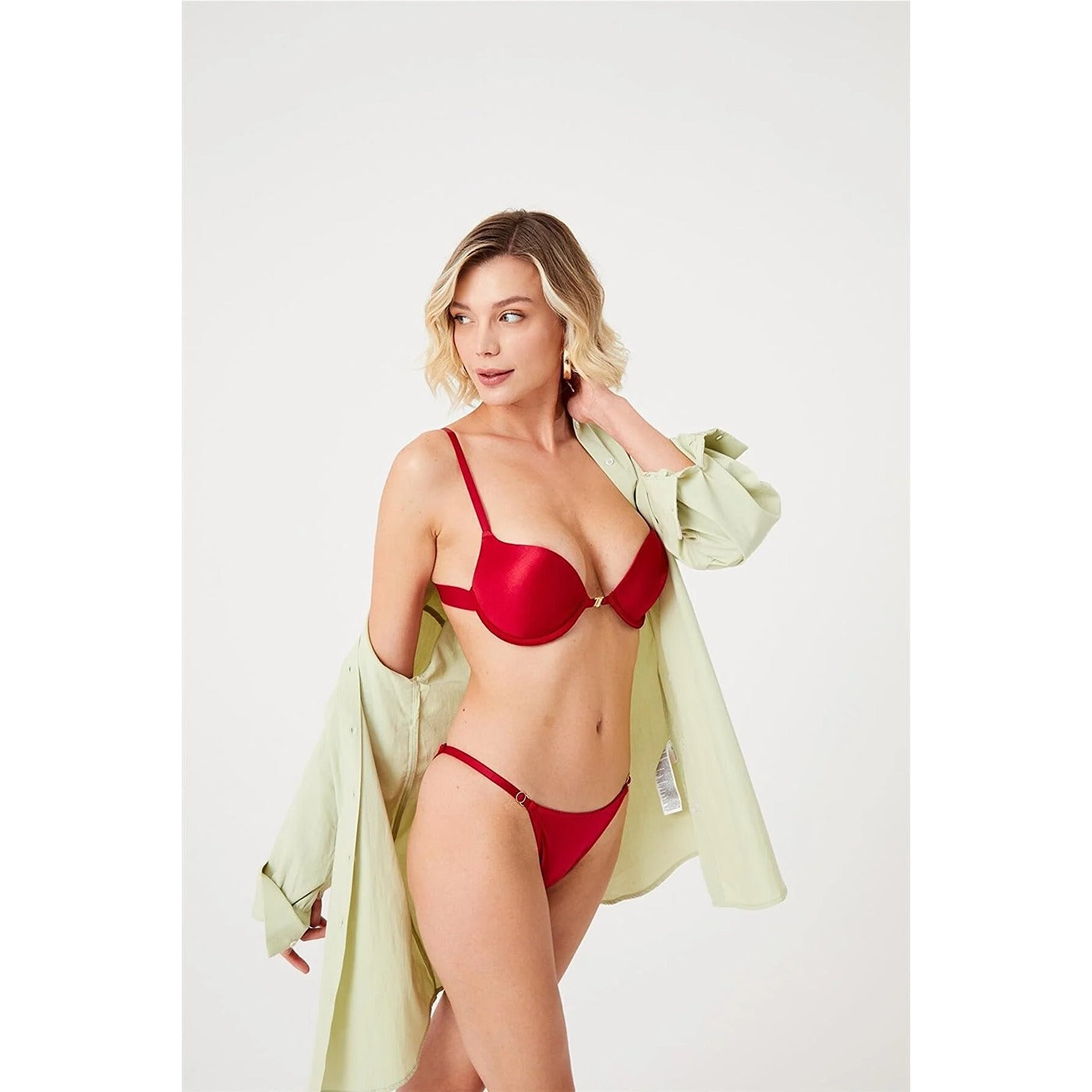 Red Soft Front Clip Lingerie Set | Montivo Pakistan