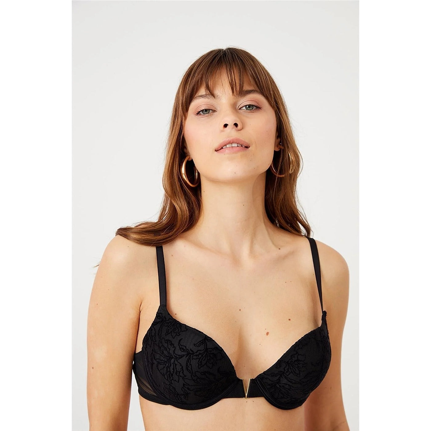 Black V Detail Soft Lingerie Set | Montivo Pakistan