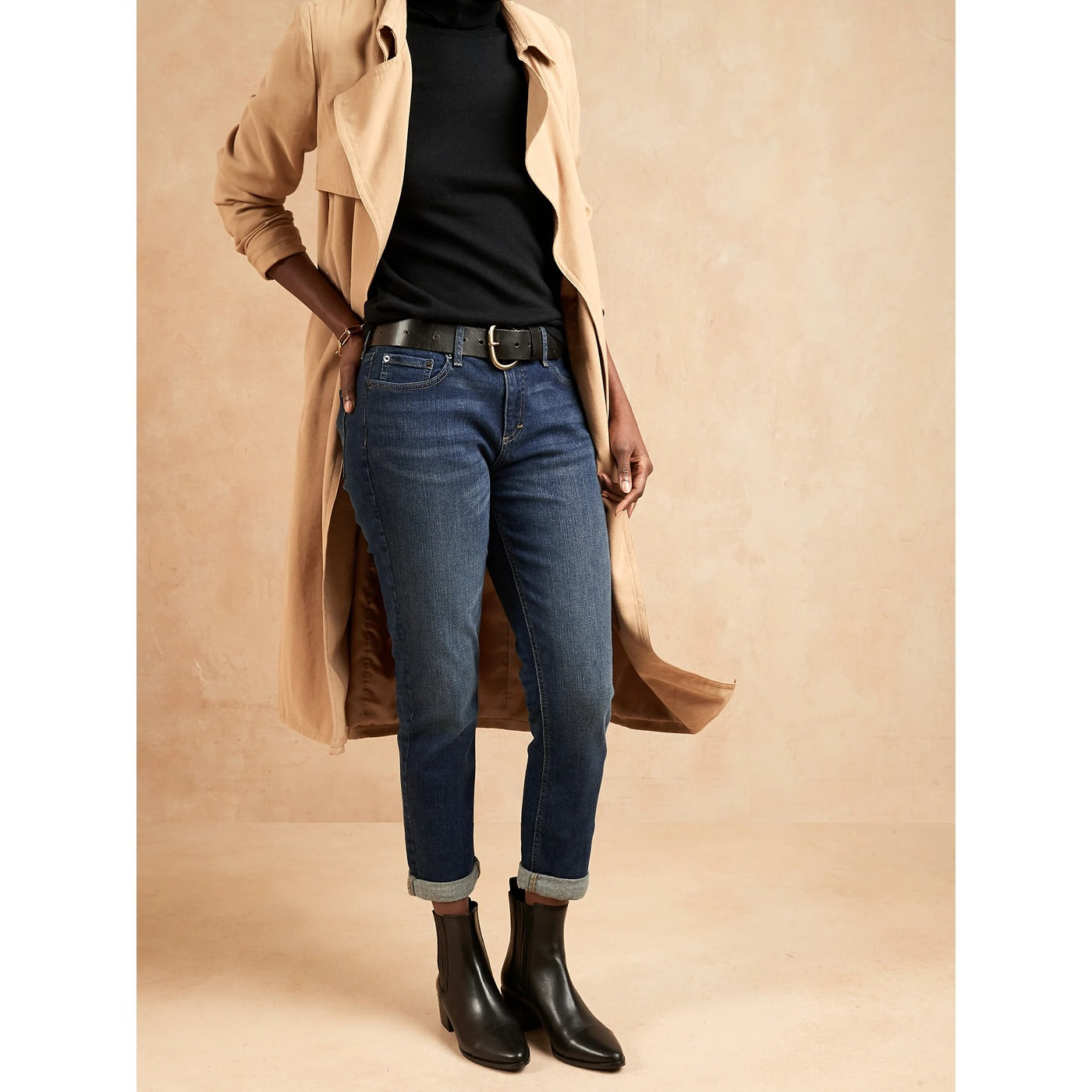 BR Girlfriend Dark jeans | Montivo Pakistan