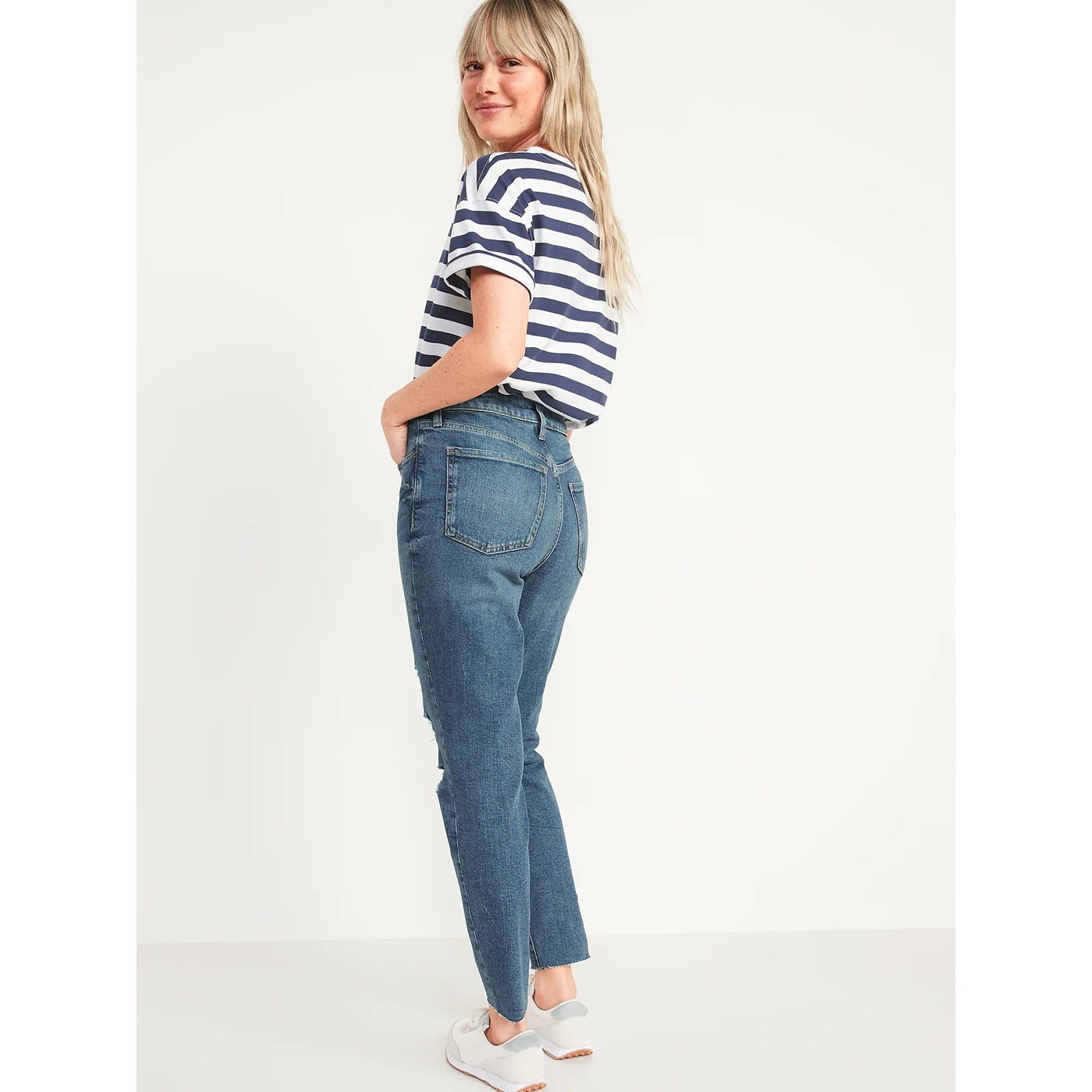 ON High Rise Mom Ripped Jeans | Montivo Pakistan