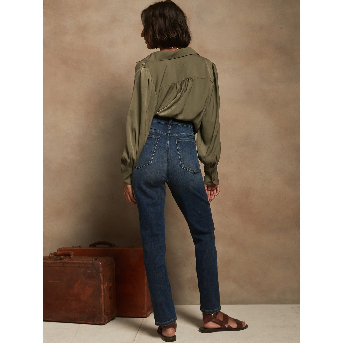 BR High Rise Slim Jeans | Montivo Pakistan