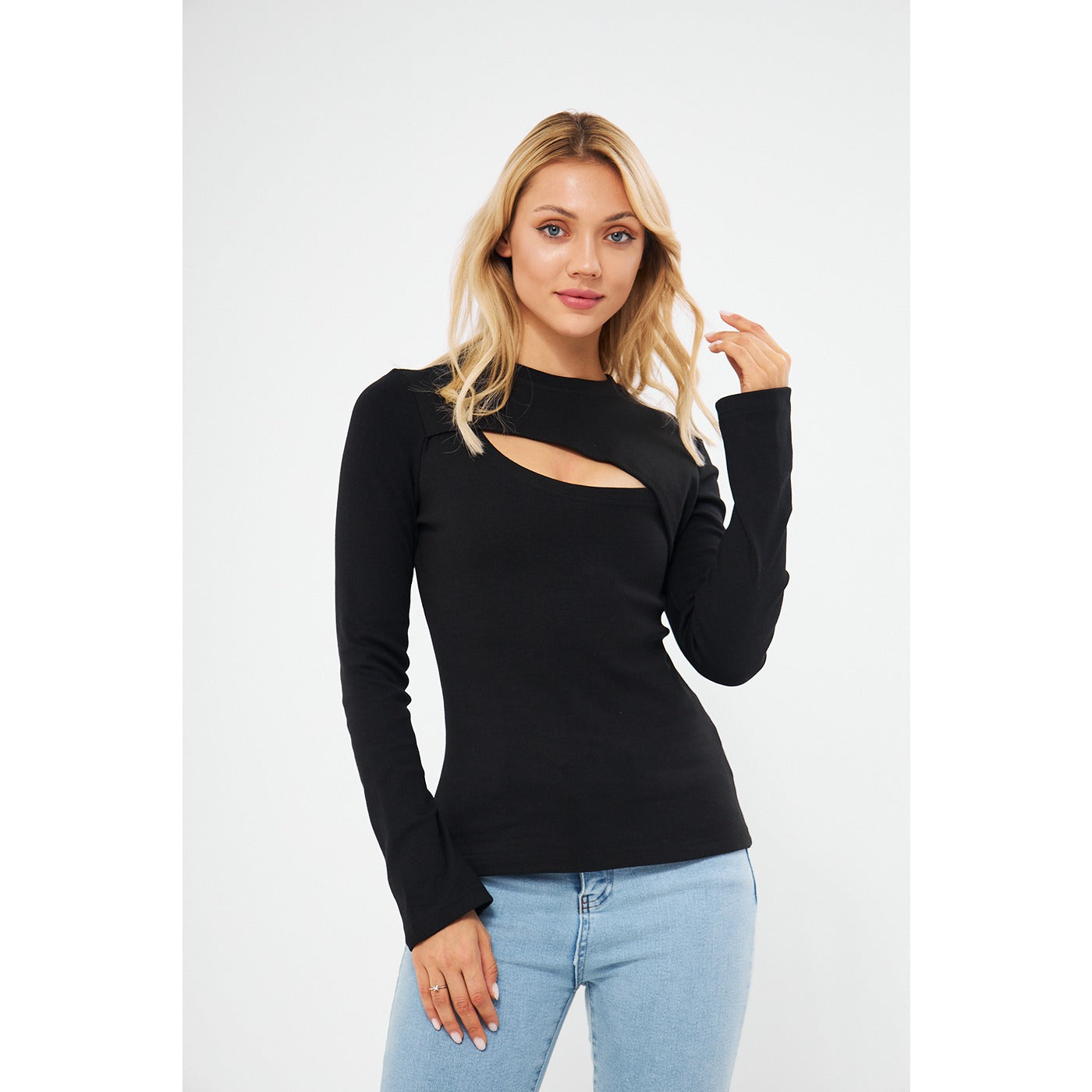 Black Keyhole Rib Top | Montivo Pakistan