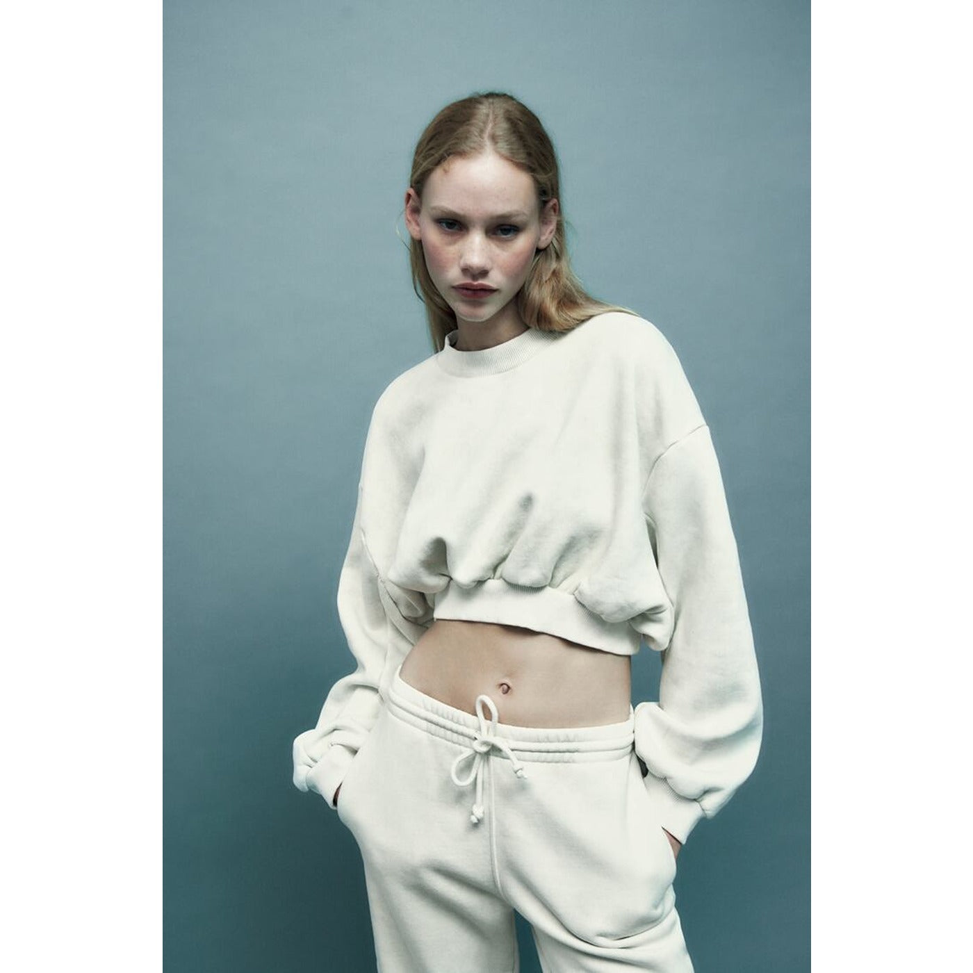 White Faded Effect Cropped Sweatshirt | Montivo Pakistan