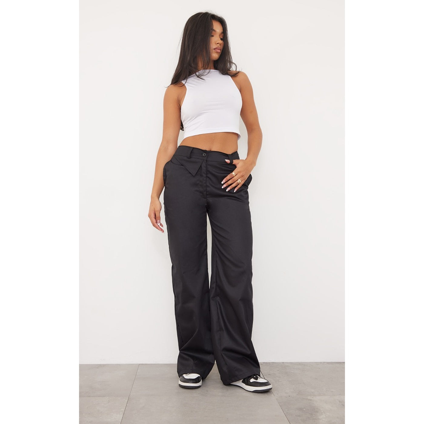 Black Wide Leg Twill Trousers | Montivo Pakistan