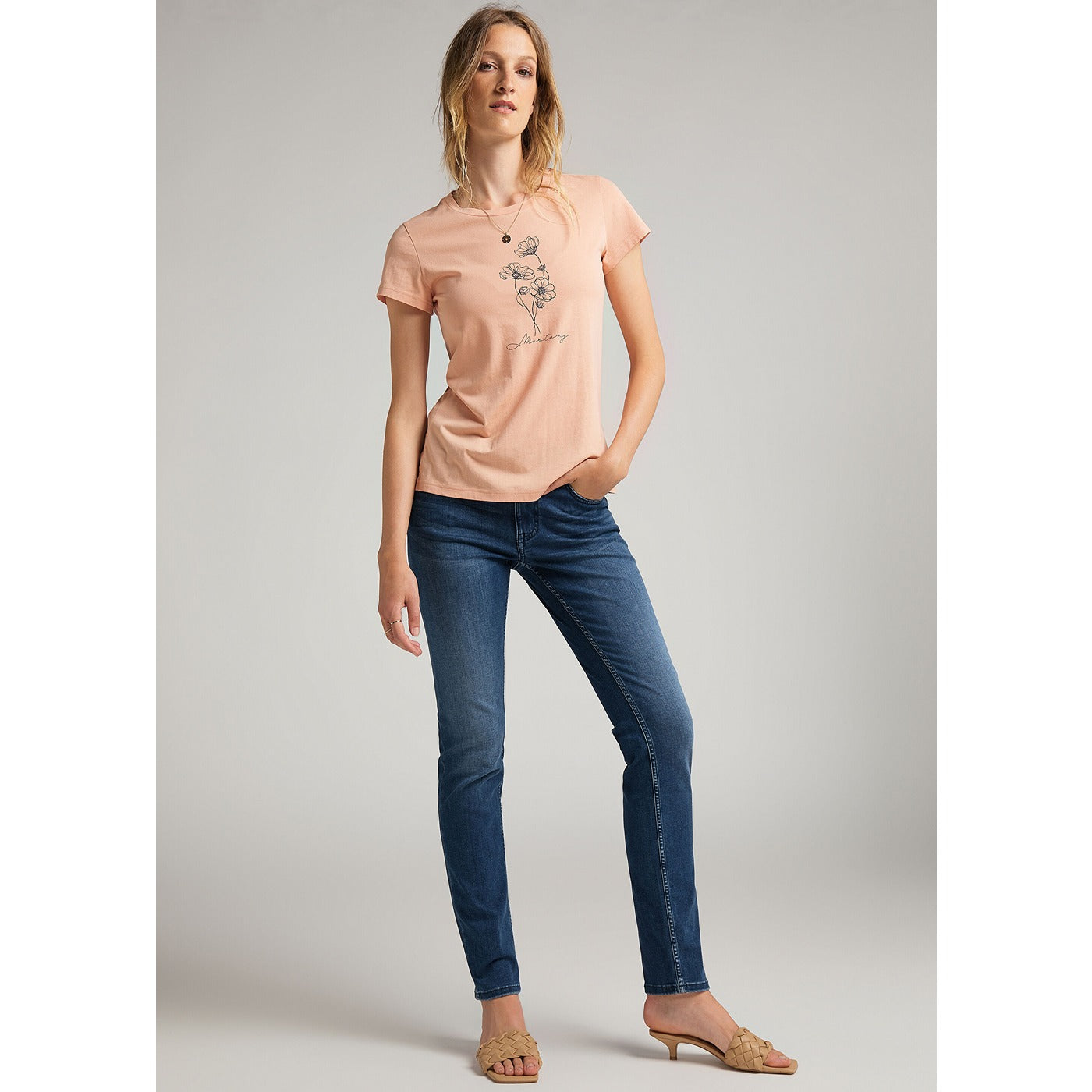 Dark Wash Comfort Fit Jeans | Montivo Pakistan