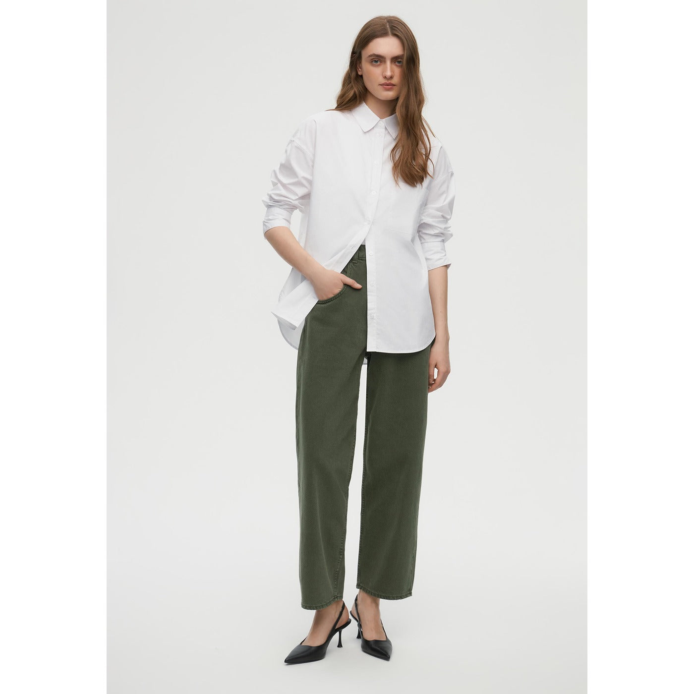 Olive Green Mom Slouchy Jeans | Montivo Pakistan