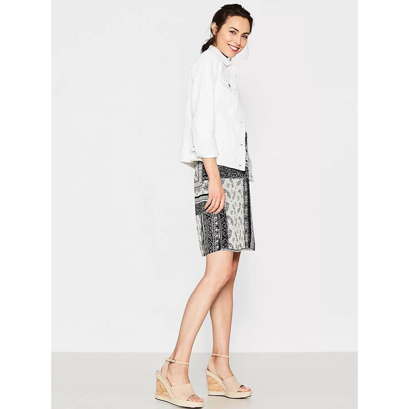 White Floral Pocket Denim Jacket | Montivo Pakistan