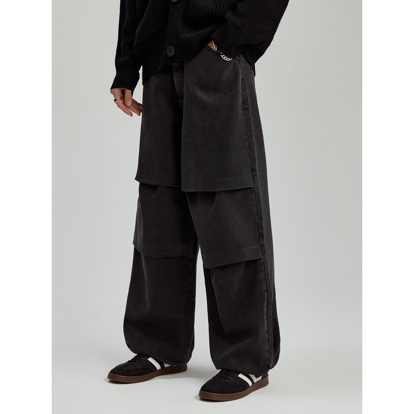 Black Washed Baggy Jeans | Montivo Pakistan