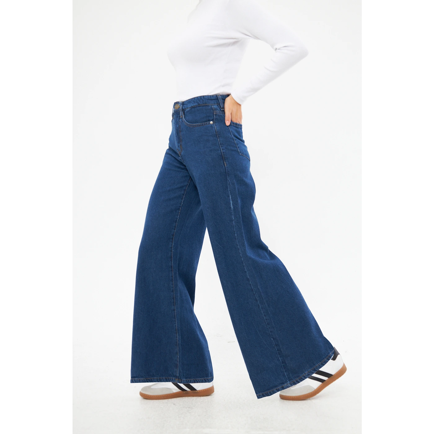 Mid Blue Puddle Wide Leg Jeans | Montivo Pakistan