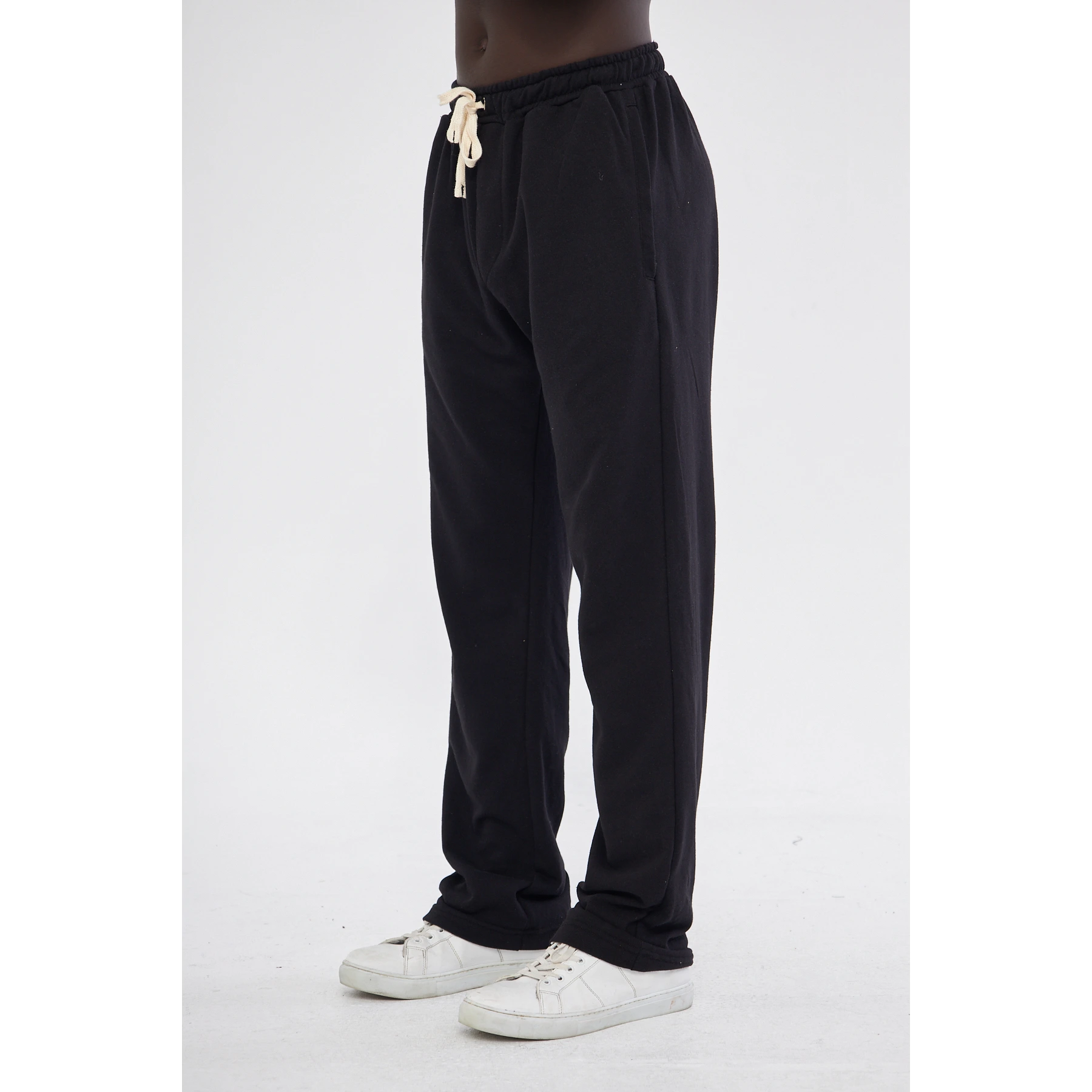 Black Relaxed Fit Trousers | Montivo Pakistan