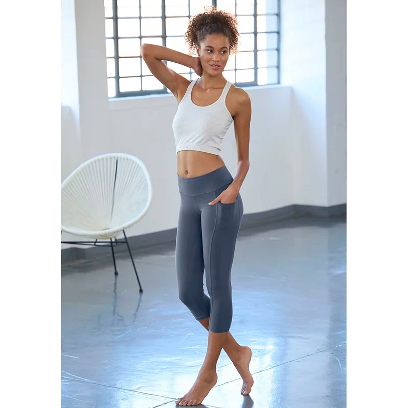 Blue Jersey Sports Capri Leggings | Montivo Pakistan