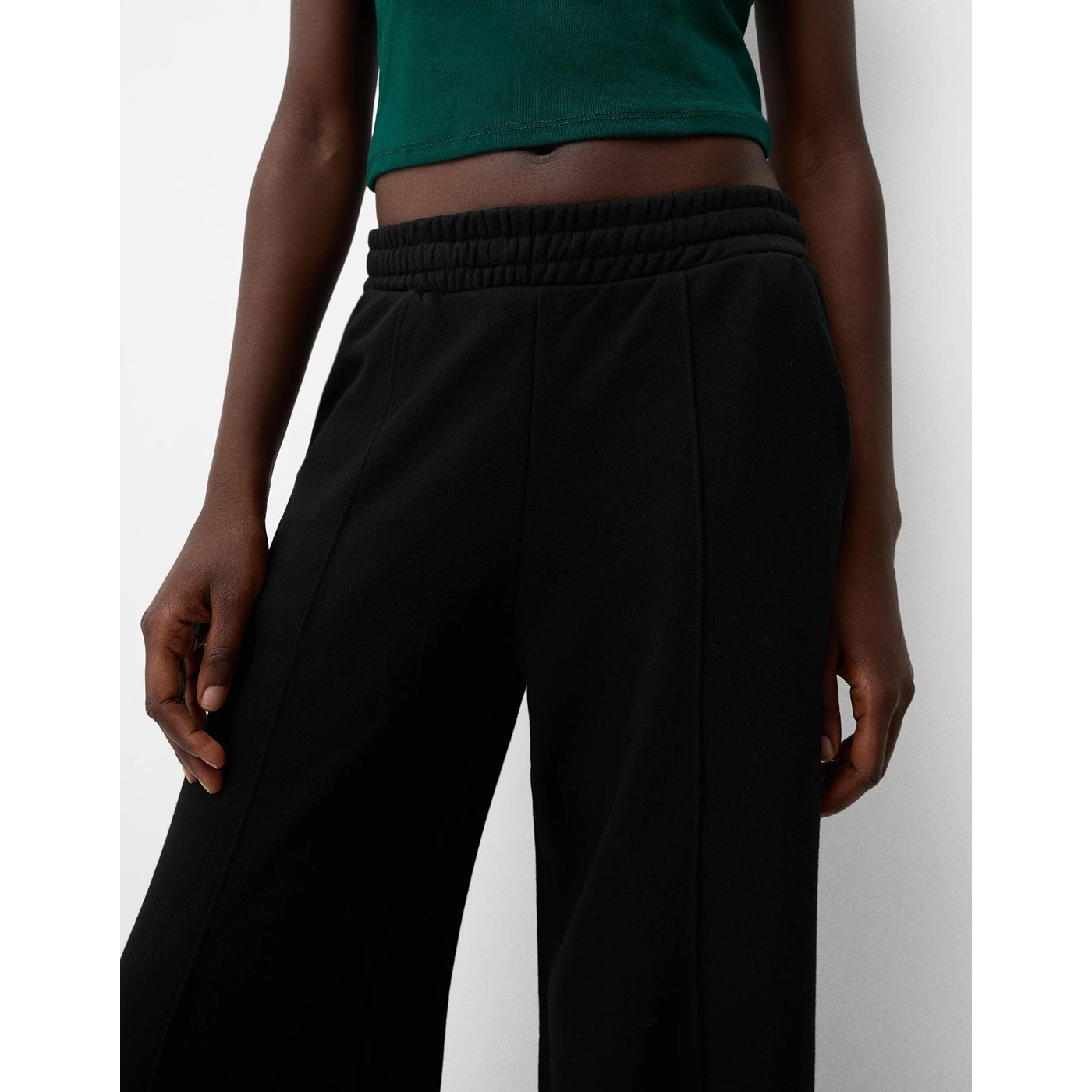 Black Front Seam Wide Leg Trousers | Montivo Pakistan