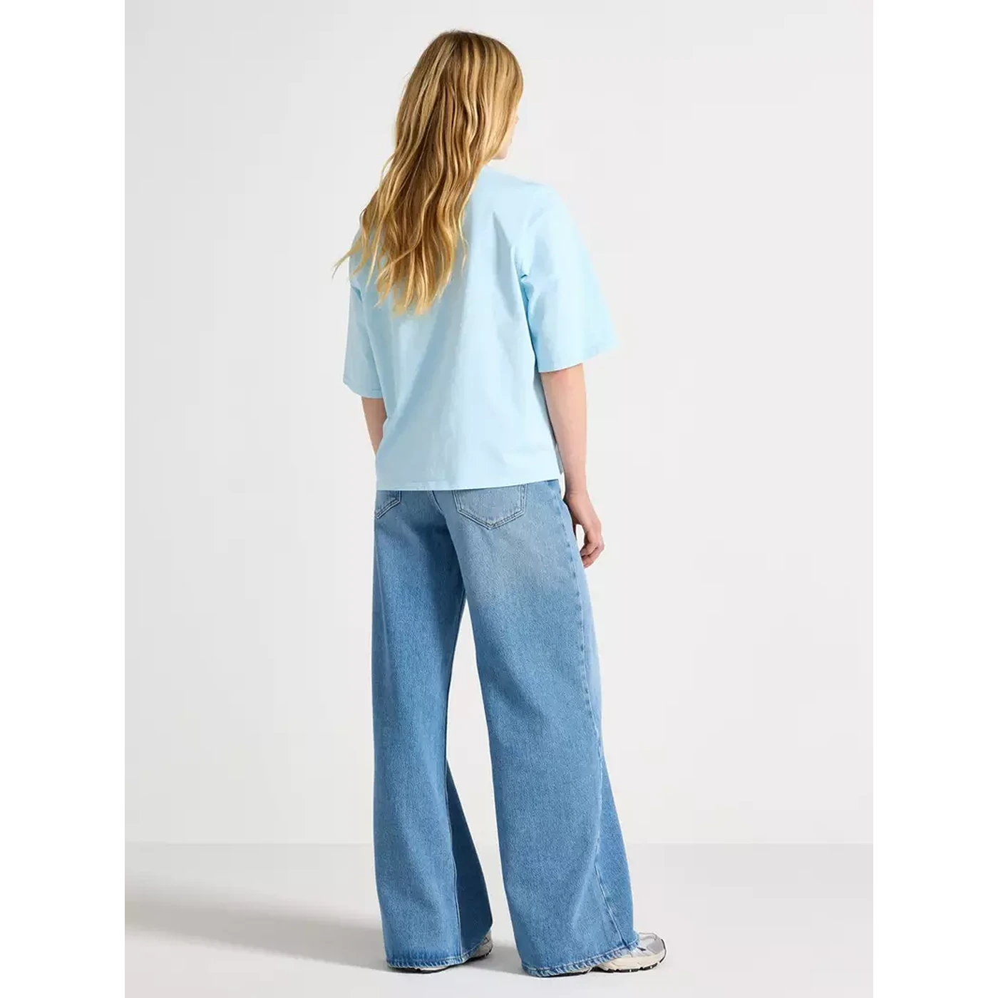 Light Blue Extra Wide Leg Jeans | Montivo Pakistan