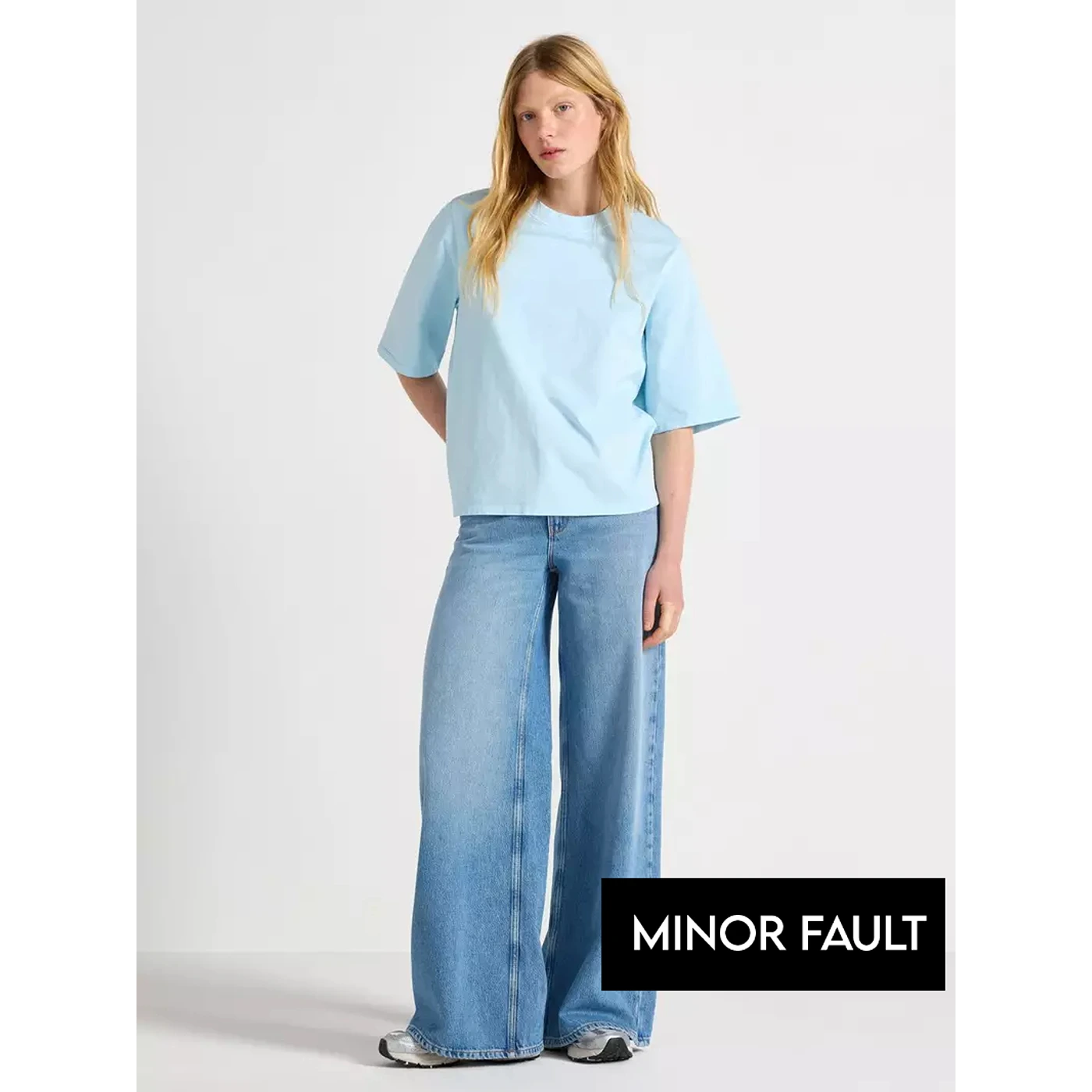 (Minor Fault) Light Blue Extra Wide Leg Jeans | Montivo Pakistan