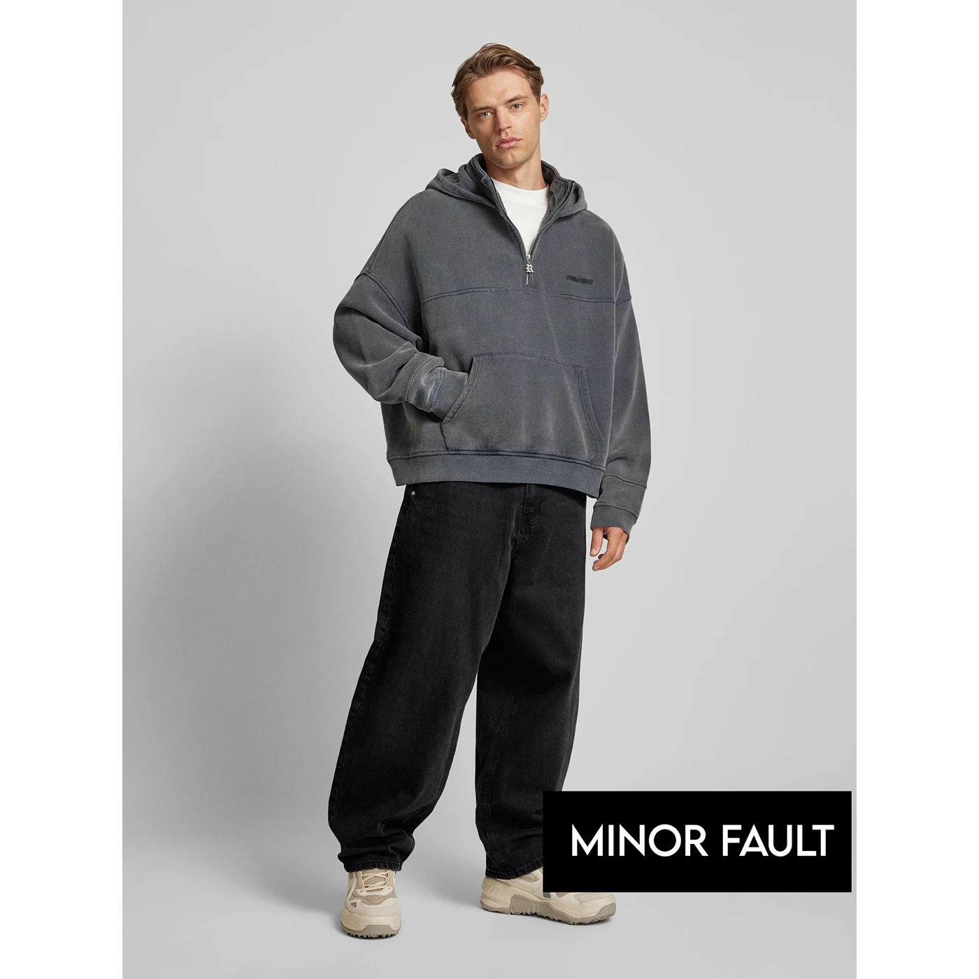 (Minor Fault) Black Baggy Fit Skater Jeans | Montivo Pakistan