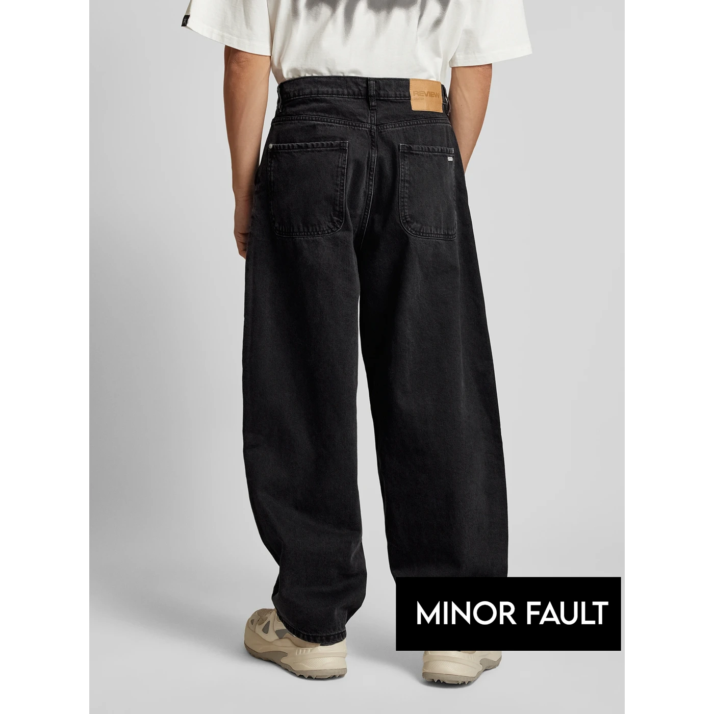 (Minor Fault) Black Baggy Fit Skater Jeans | Montivo Pakistan