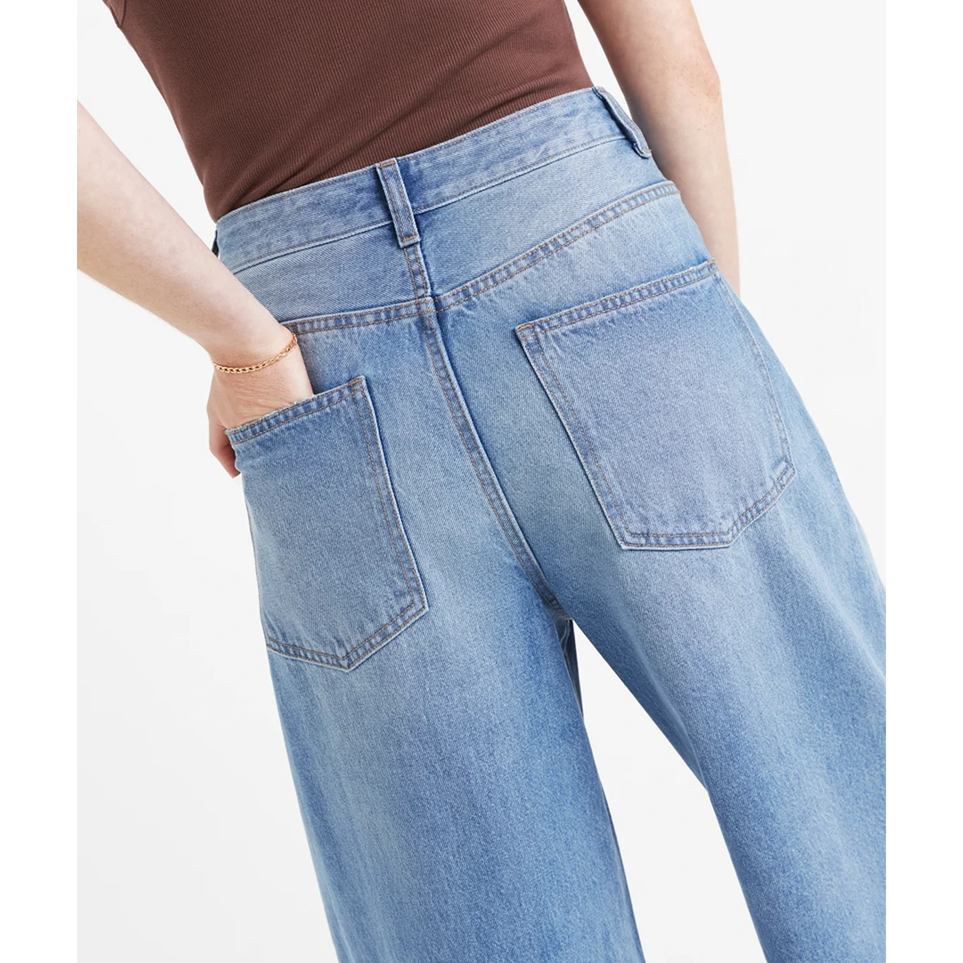 Light Blue Mid Rise Barrel Leg Jeans | Montivo Pakistan