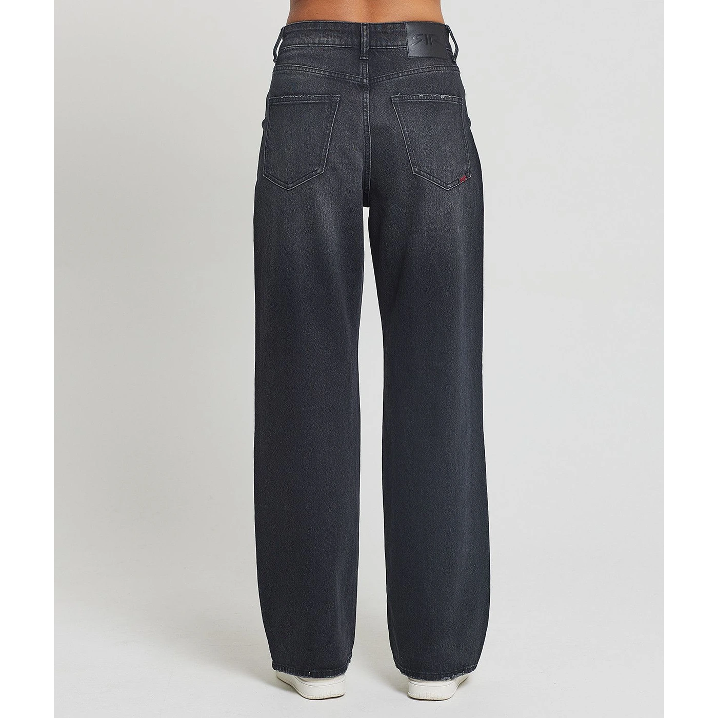 Charcoal Wide Leg Baggy Jeans | Montivo Pakistan