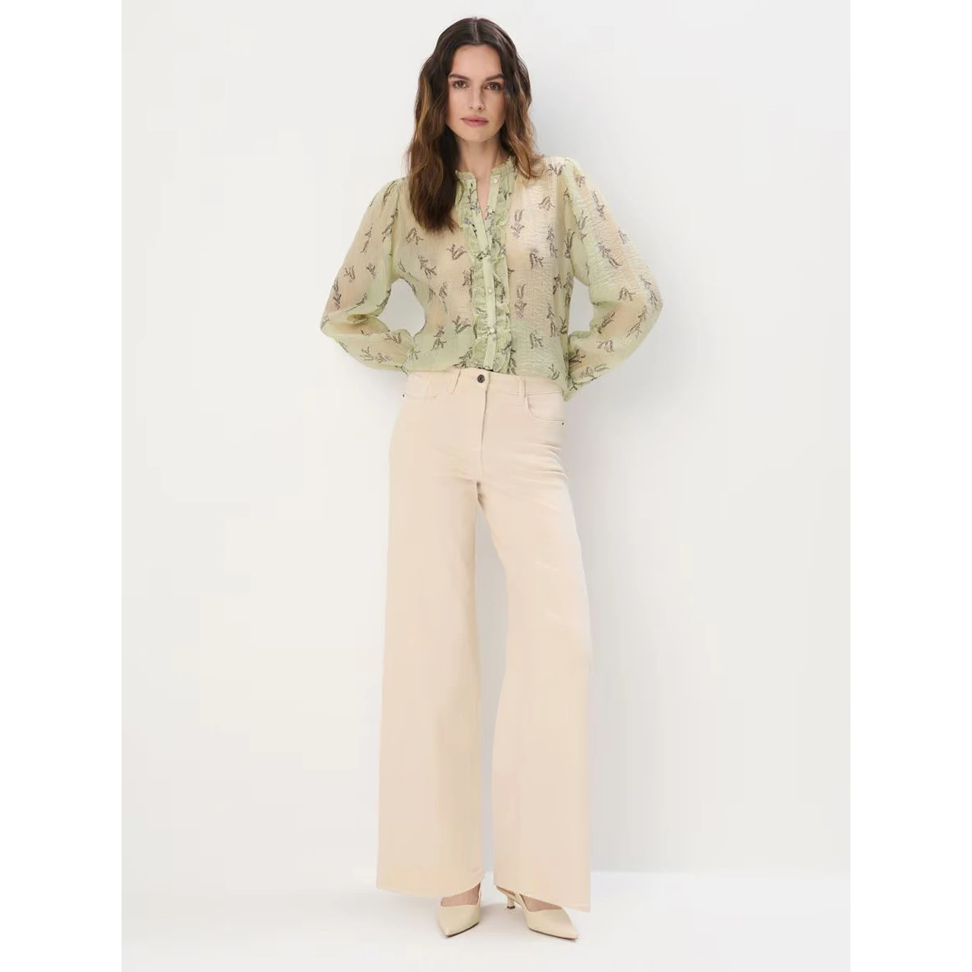 Beige-White Wide Leg Jeans | Montivo Pakistan