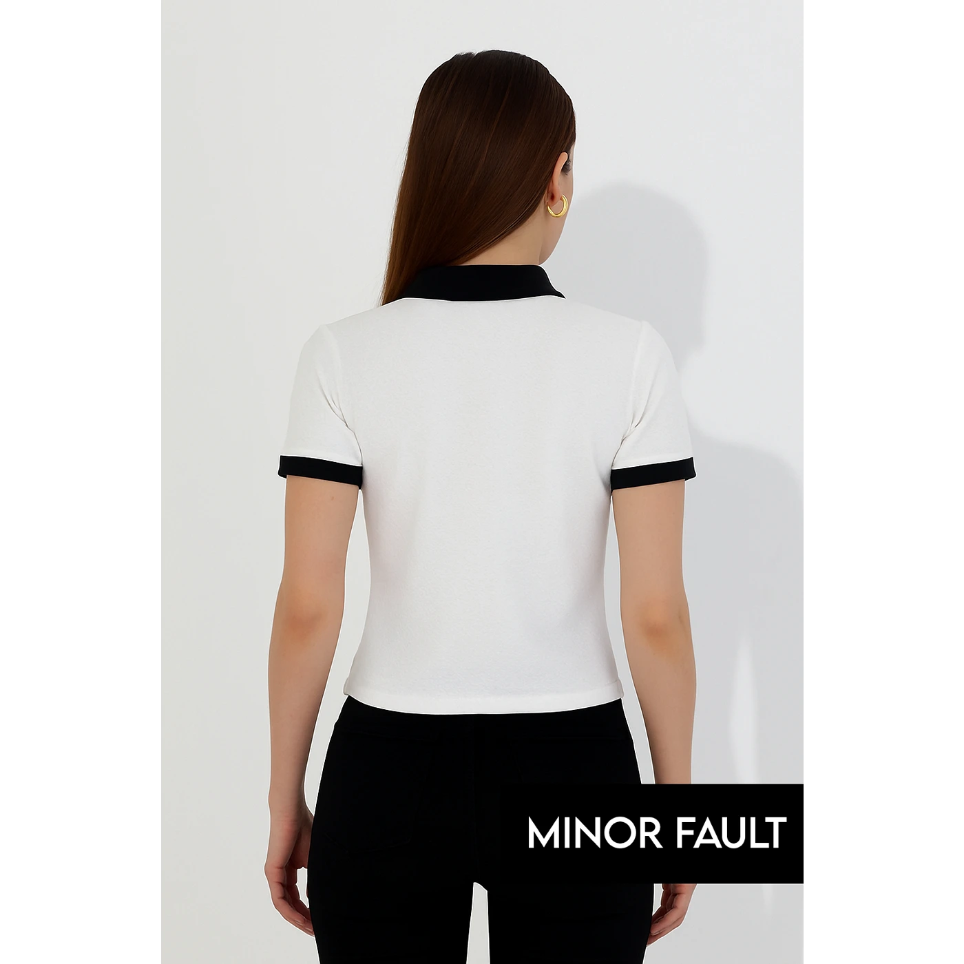 (Minor Fault) White Zipper Waffle Contrast Polo | Montivo Pakistan