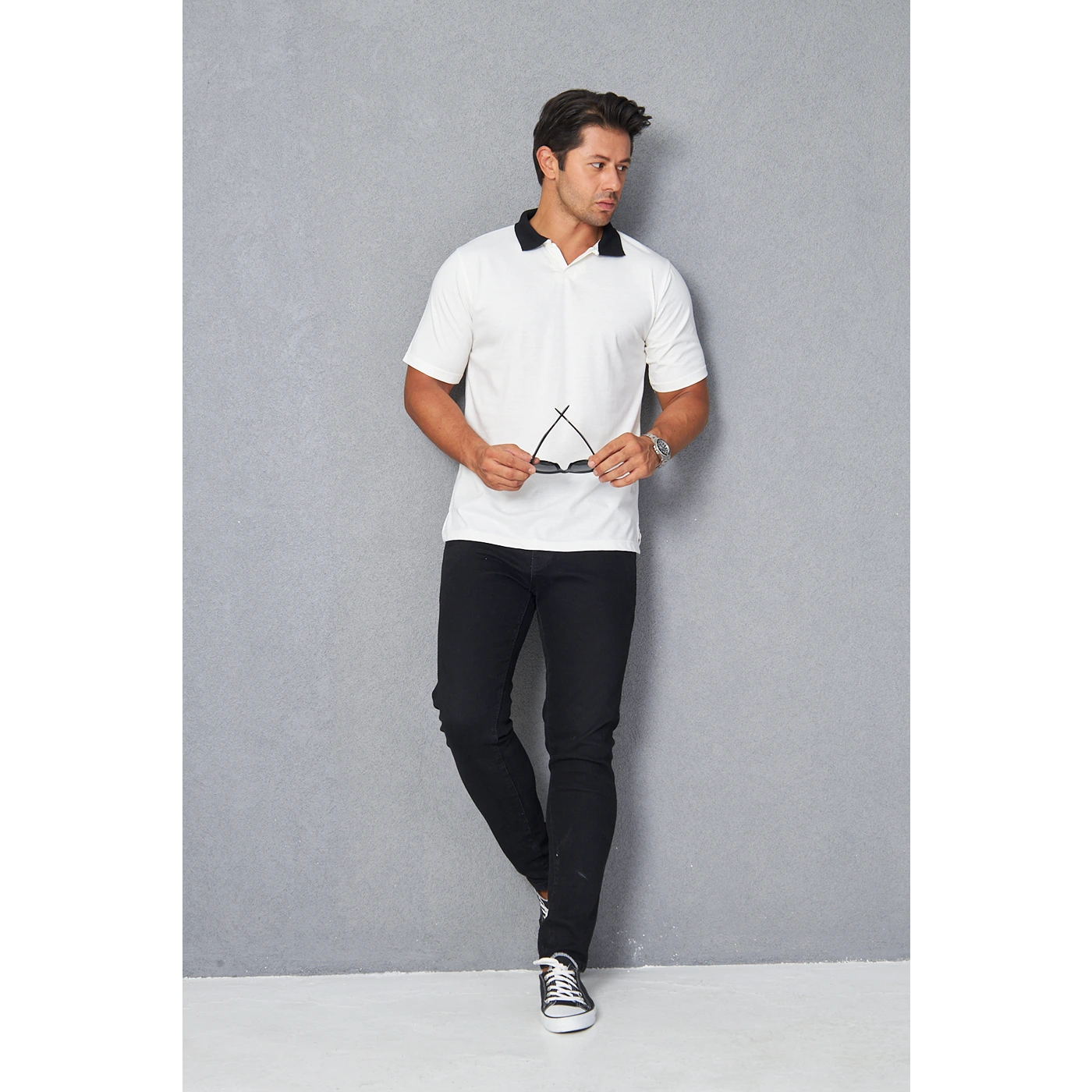 White V Neck Contrast Collar Polo | Montivo Pakistan