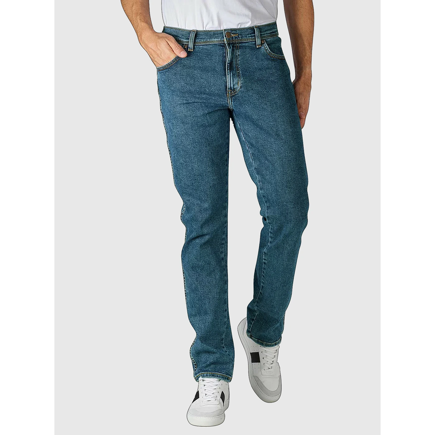 Vintage Blue Slim Straight Jeans | Montivo Pakistan