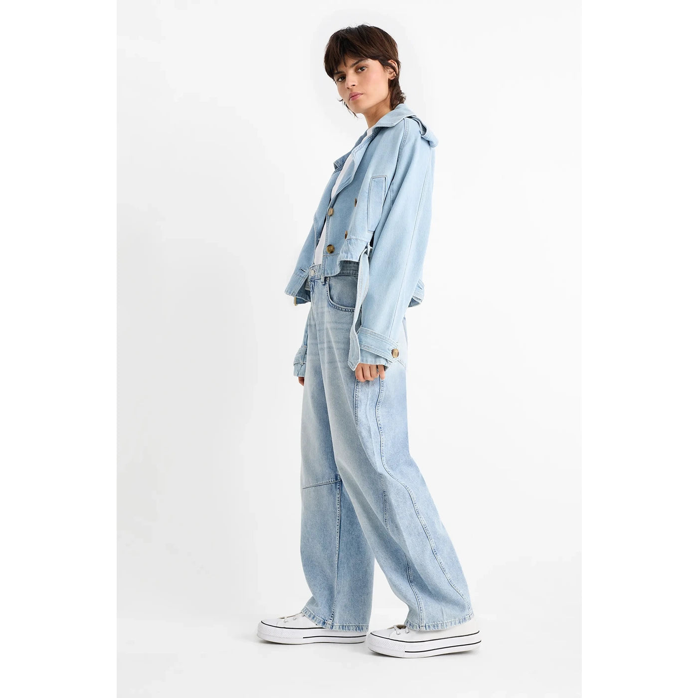 Light Blue High Balloon Leg Jeans | Montivo Pakistan