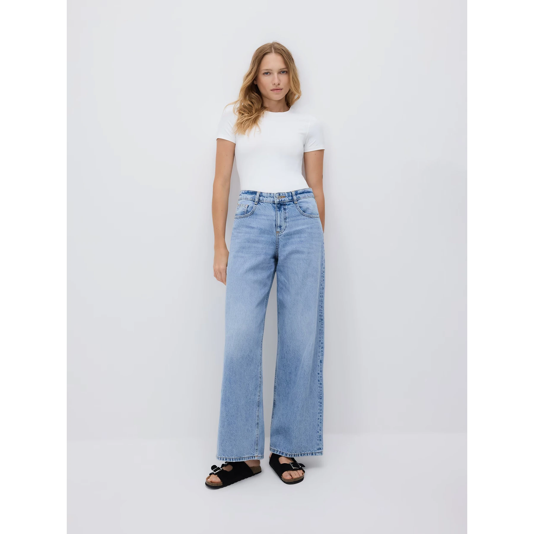 Light Blue Long Wide Leg Jeans | Montivo Pakistan