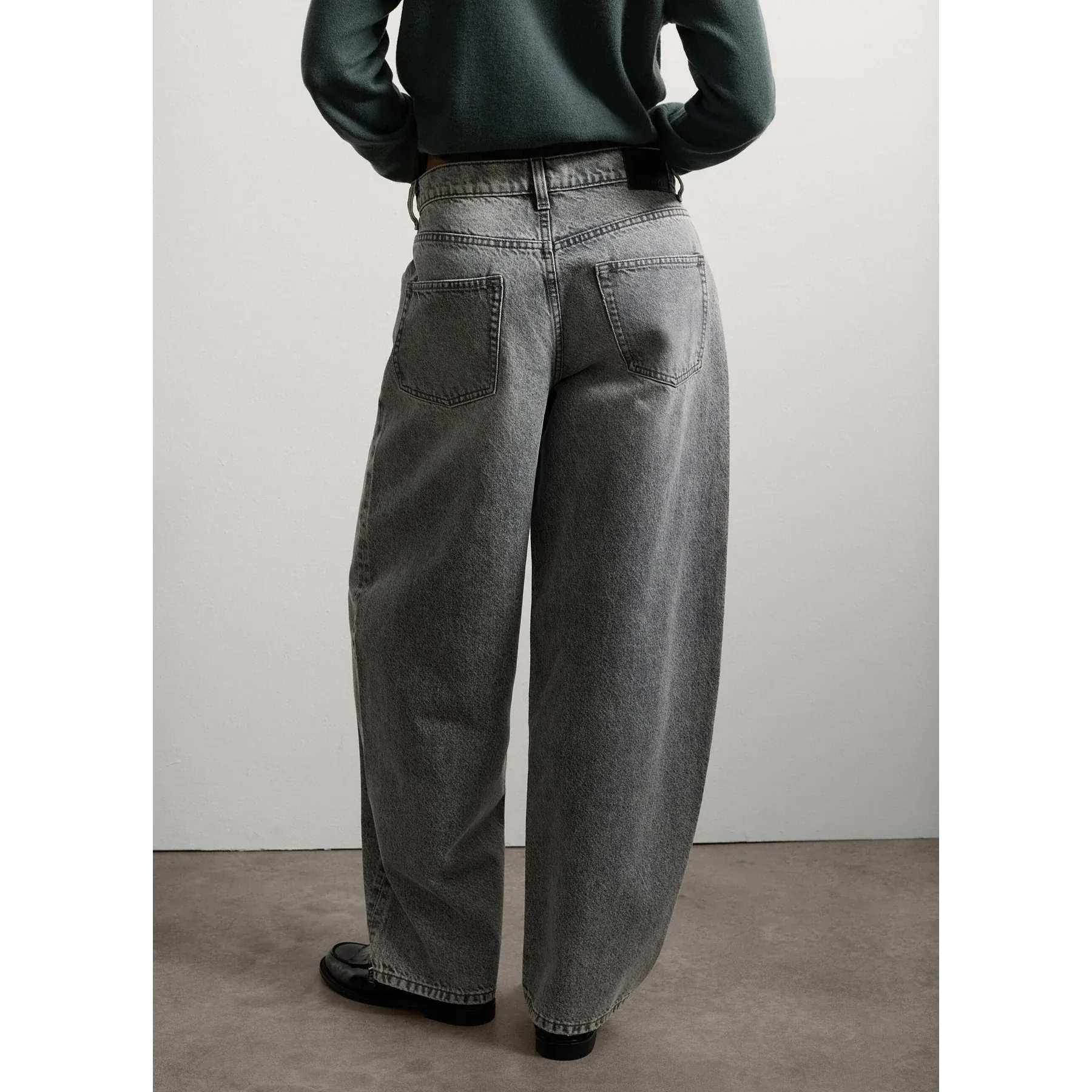 Grey Balloon Jeans | Montivo Pakistan