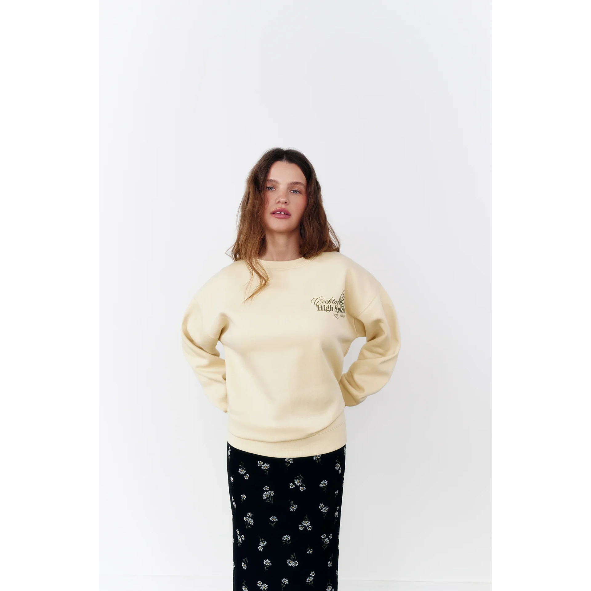 Lemon Printed Oversized Sweatshirt | Montivo Pakistan