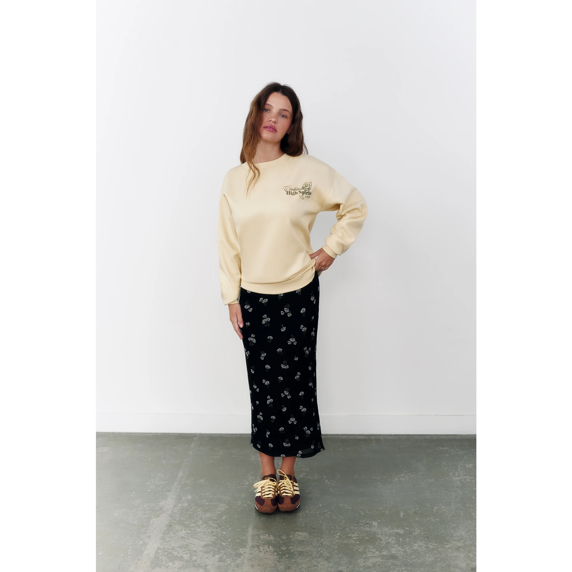 Lemon Printed Oversized Sweatshirt | Montivo Pakistan