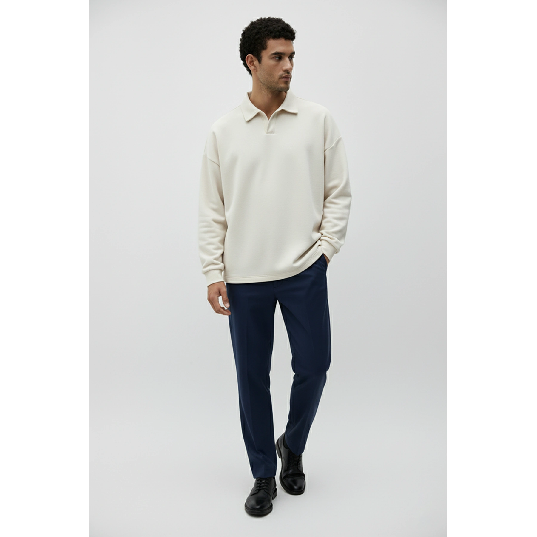 Cream Jhonny Collar Oversized Sweatshirt | Montivo Pakistan