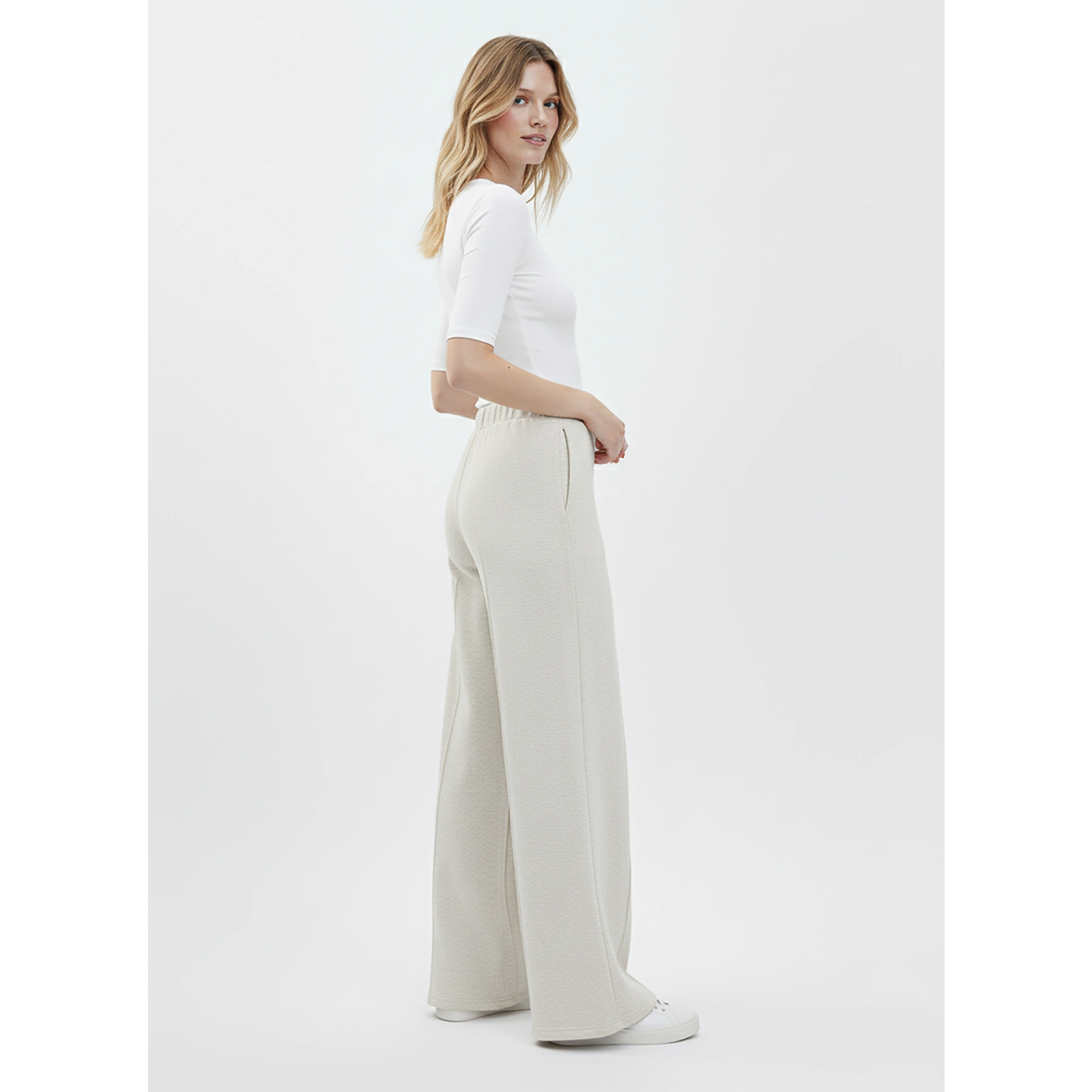 White Melange Front Seam Extra Wide Leg Trousers | Montivo Pakistan