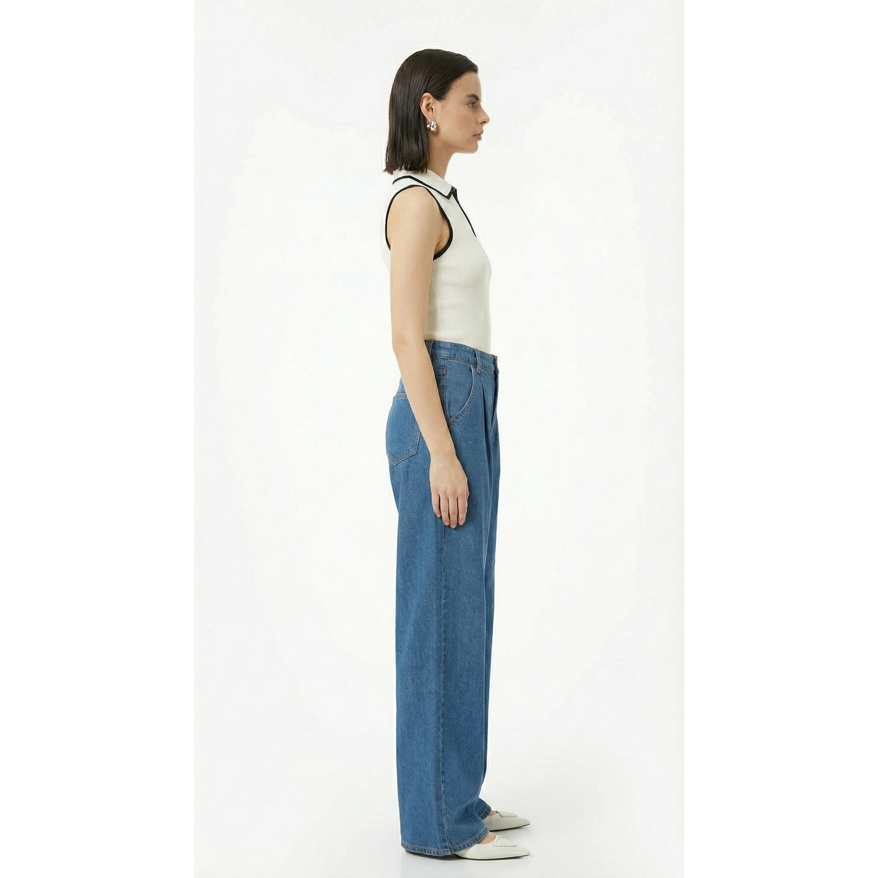 Mid Blue Pleated Wide Leg Jeans | Montivo Pakistan
