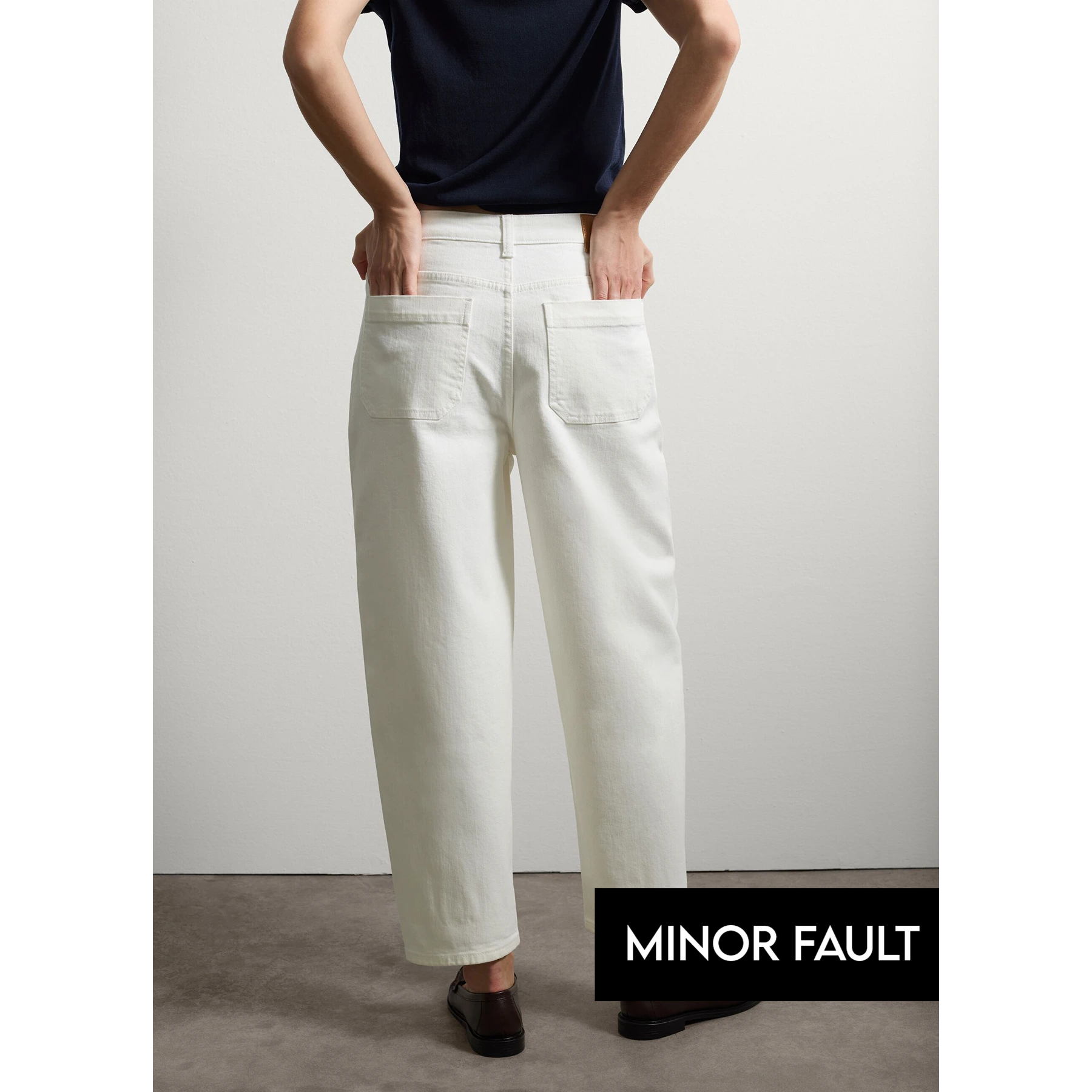 (Minor Fault) White Baggy Balloon Fit Jeans | Montivo Pakistan