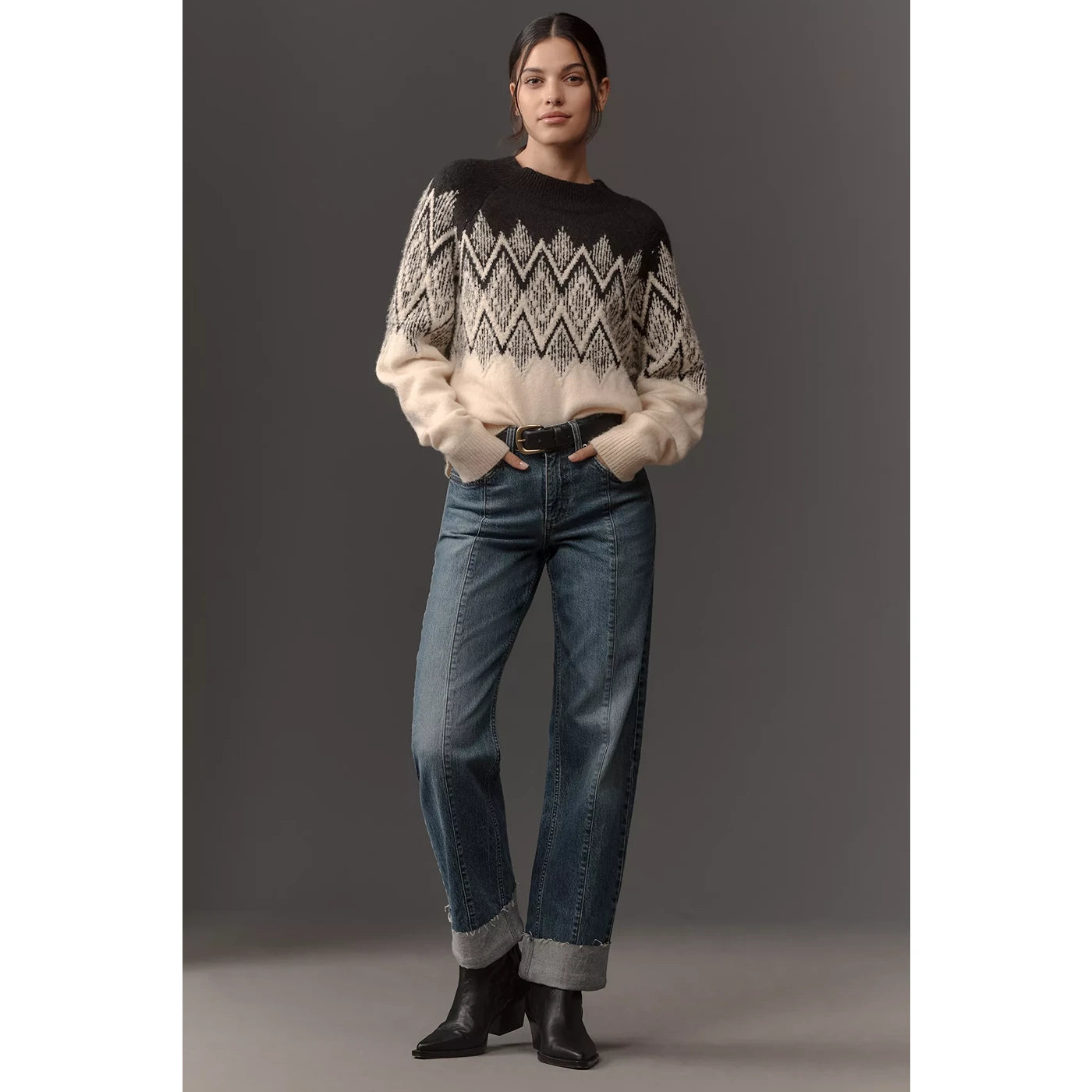 Rolled-up Hem Mid Rise Jeans | Montivo Pakistan