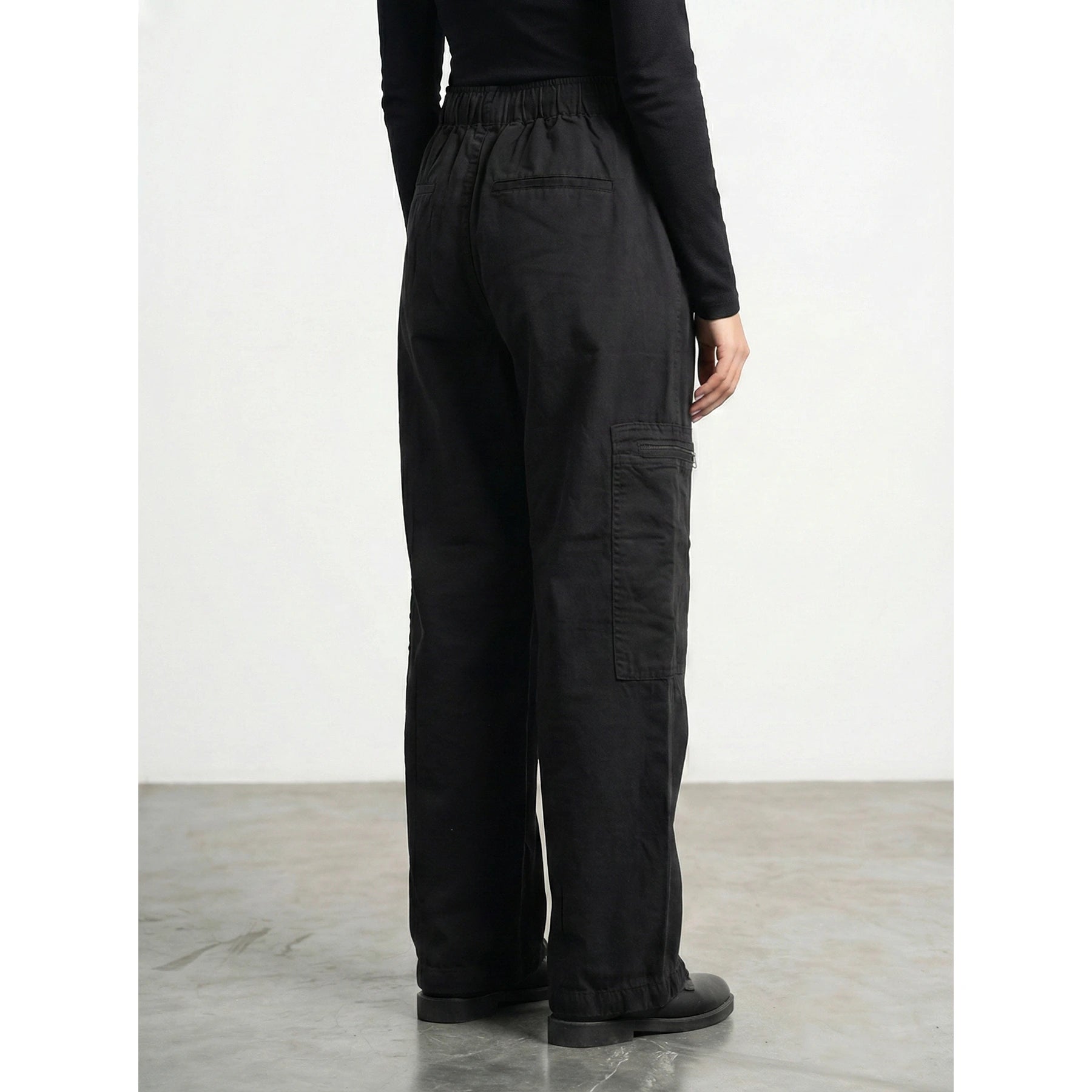 Black Barrel Denim Trousers | Montivo Pakistan