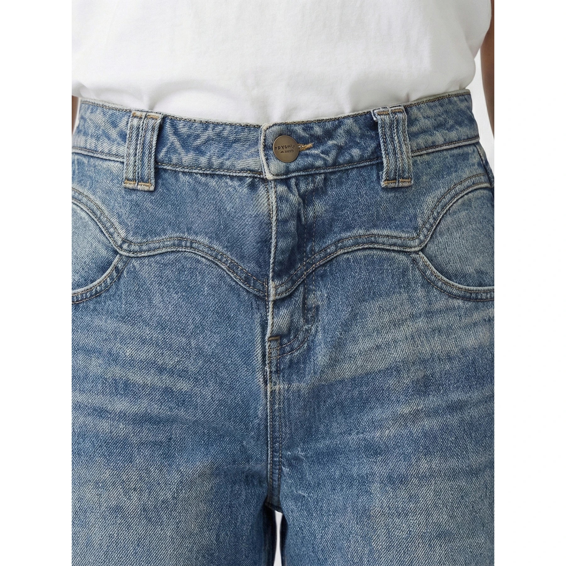 Vintage Blue Barrel Jeans | Montivo Pakistan