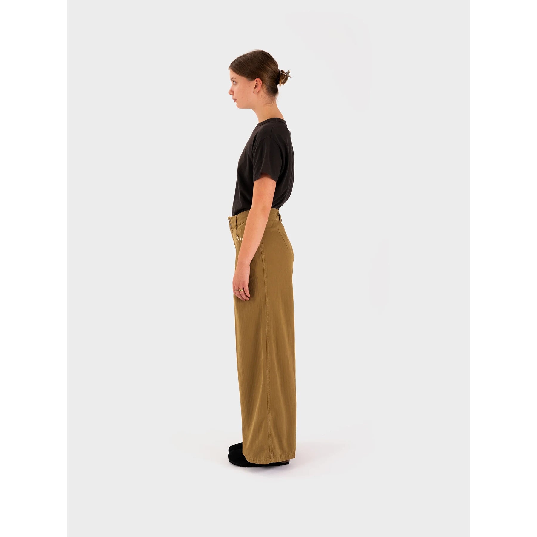 Olive Wide Leg Jeans | Montivo Pakistan