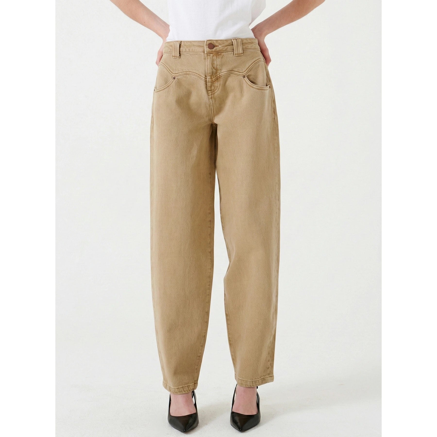 Sand Barrel Jeans | Montivo Pakistan