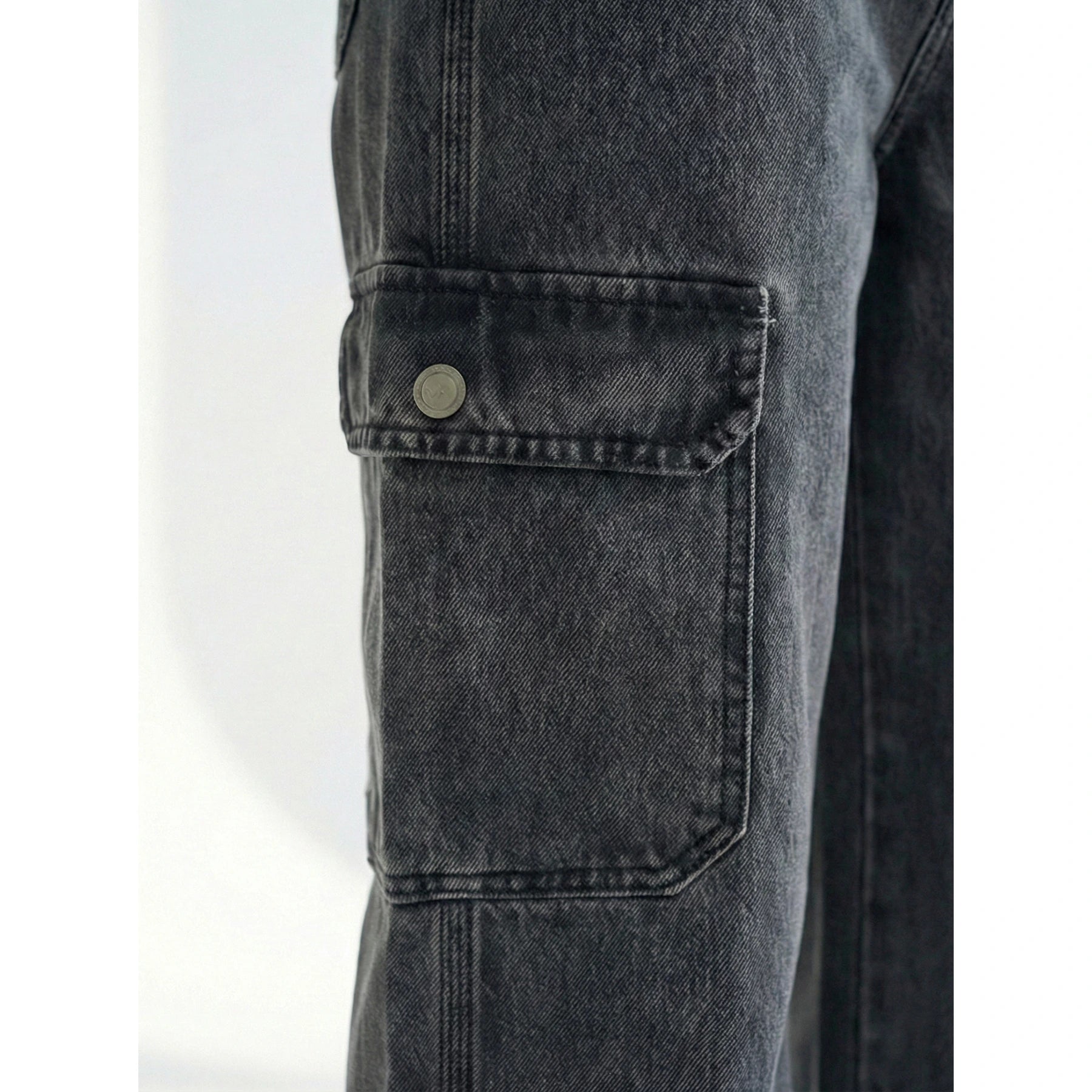 Charcoal Wide Leg Cargo Jeans | Montivo Pakistan