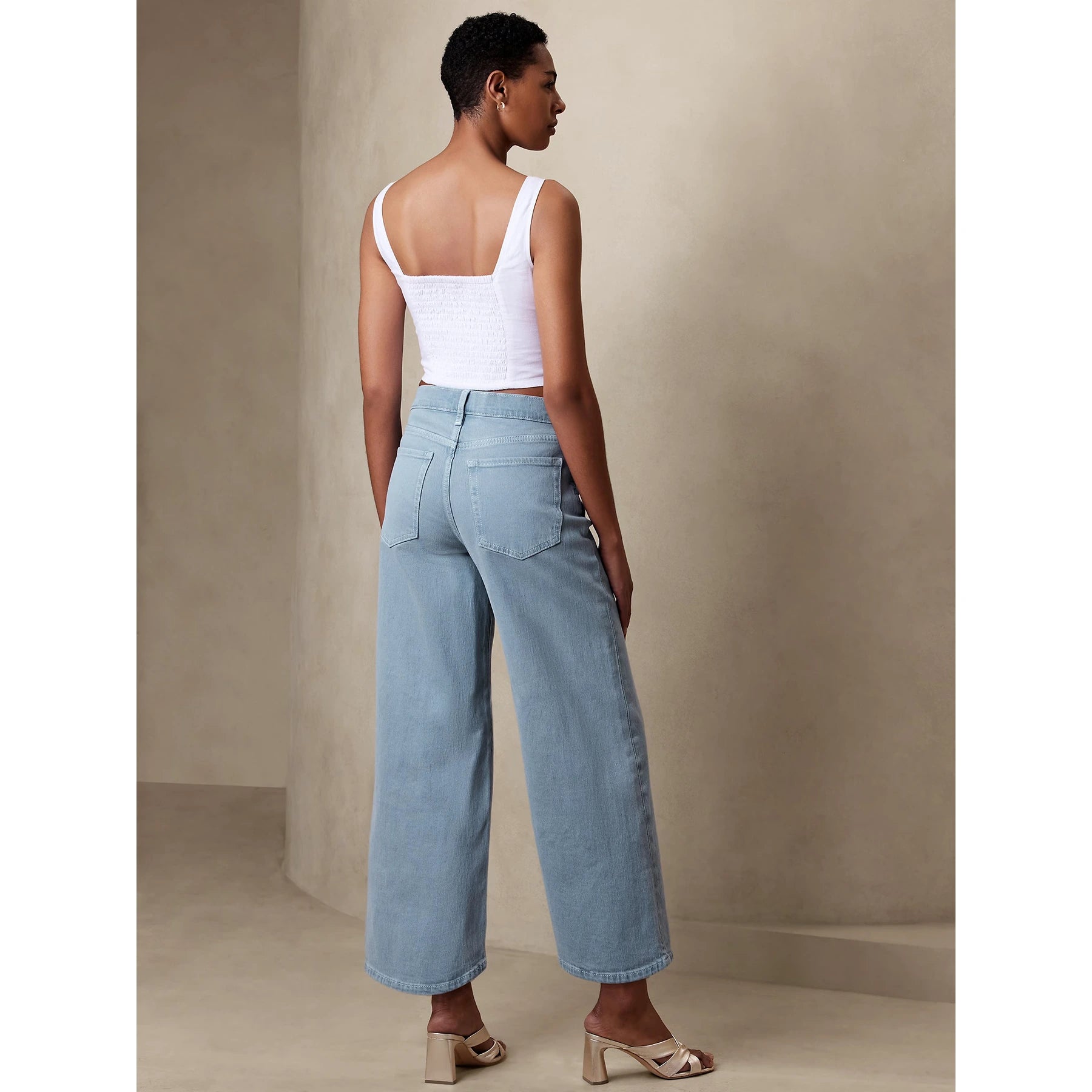 Light Blue Wide Leg Cropped Jeans | Montivo Pakistan