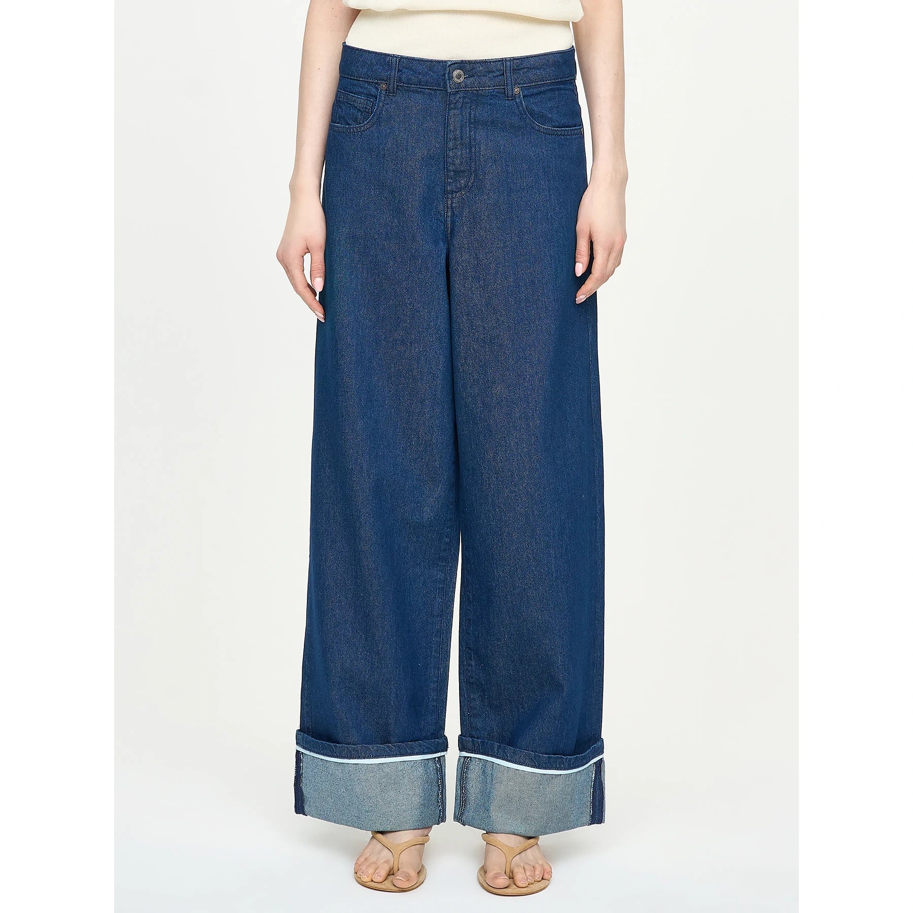 Mid Rise Baggy Cuff Detail Jeans | Montivo Pakistan