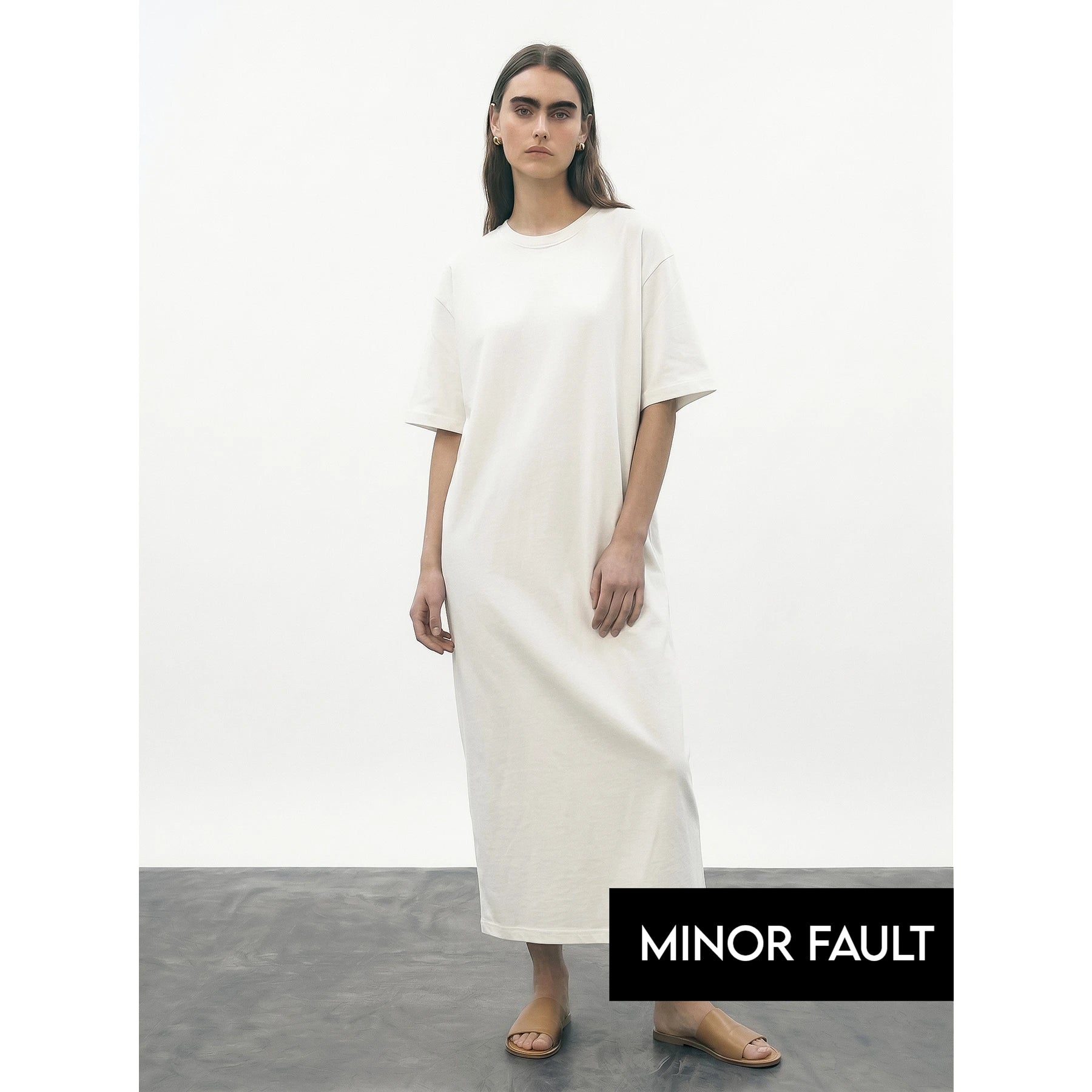 (Minor Fault) Off-White Oversized Maxi Dress | Montivo Pakistan