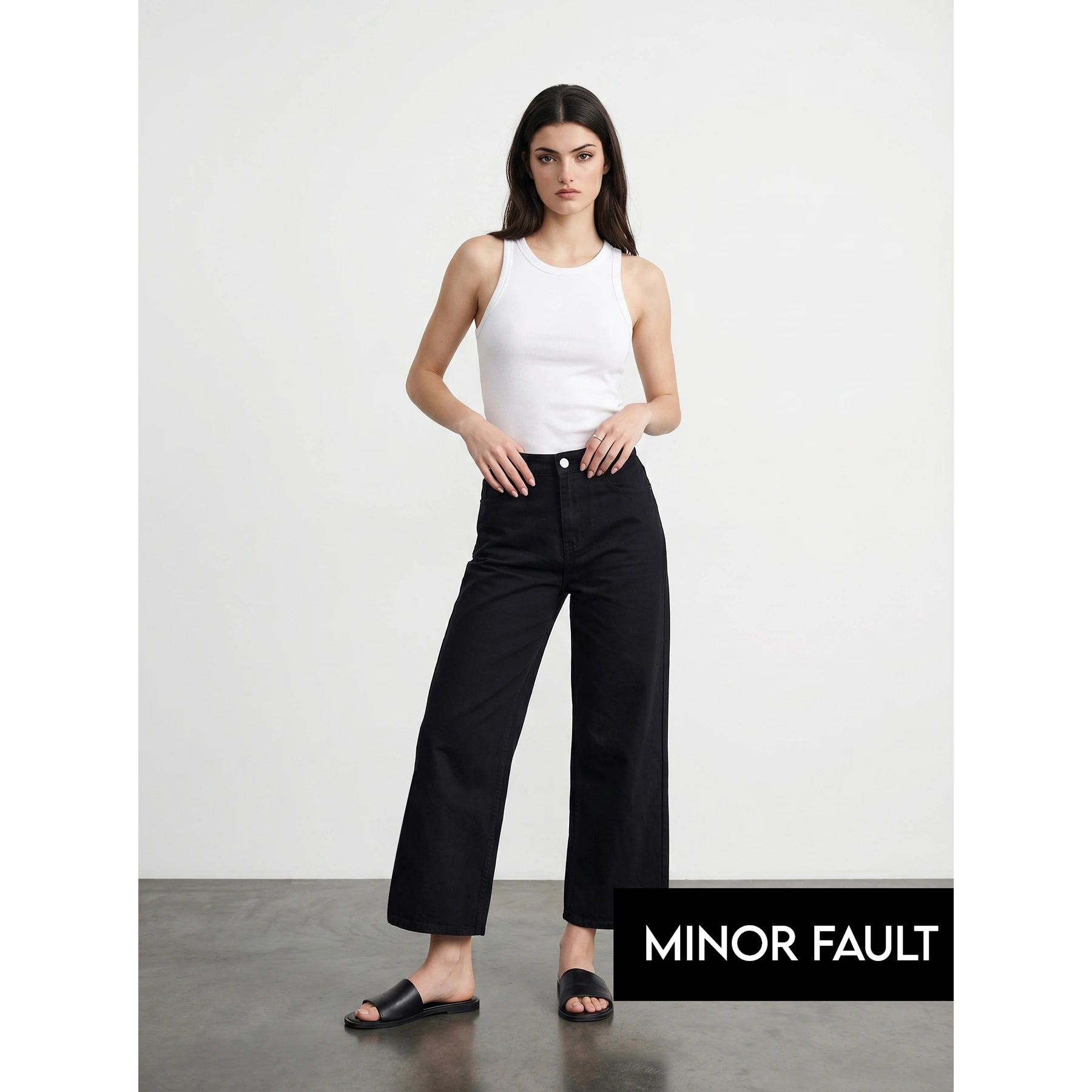 (Minor Fault) Black Cropped Wide Leg Jeans | Montivo Pakistan