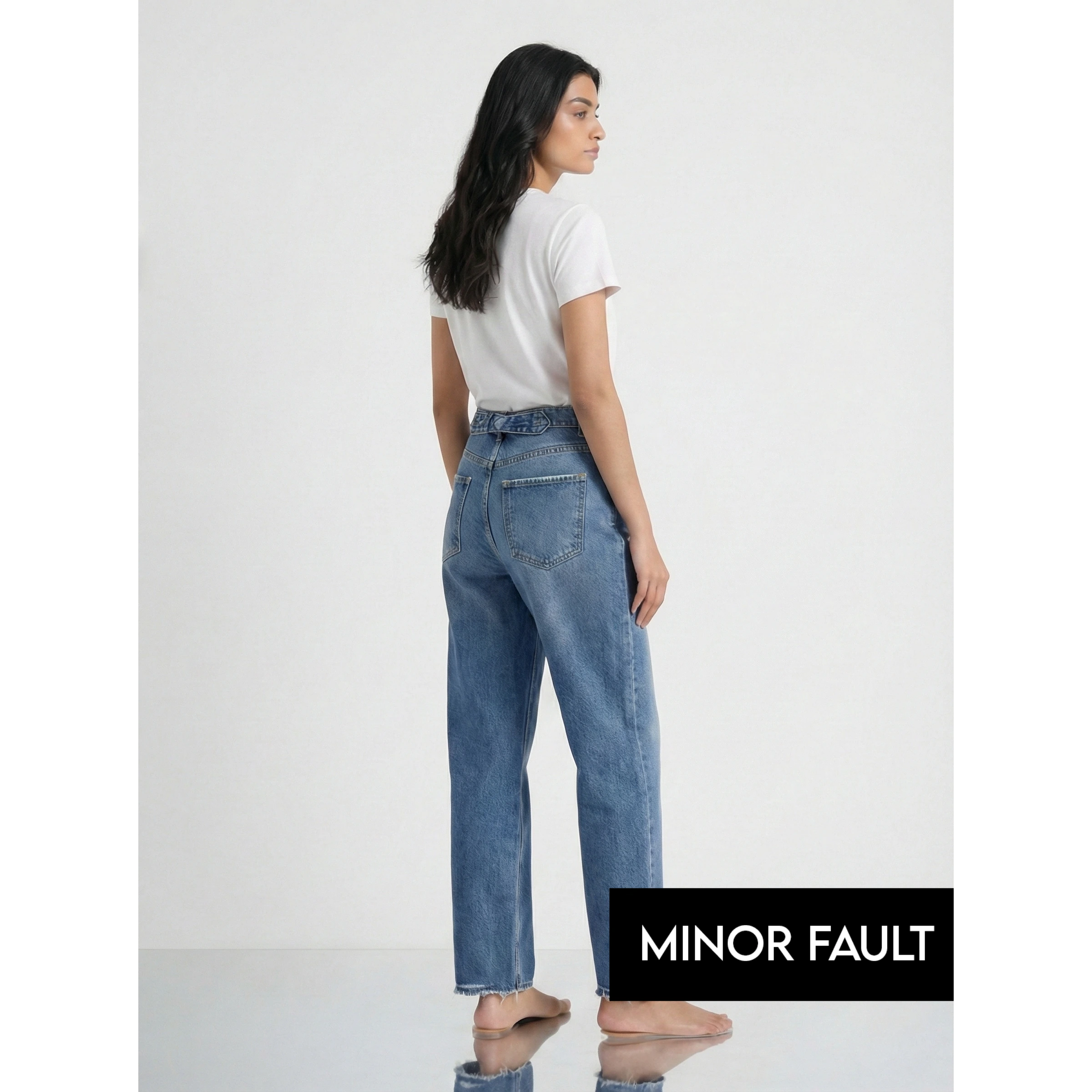 (Minor Fault) Mid Blue Mom Loose Jeans | Montivo Pakistan
