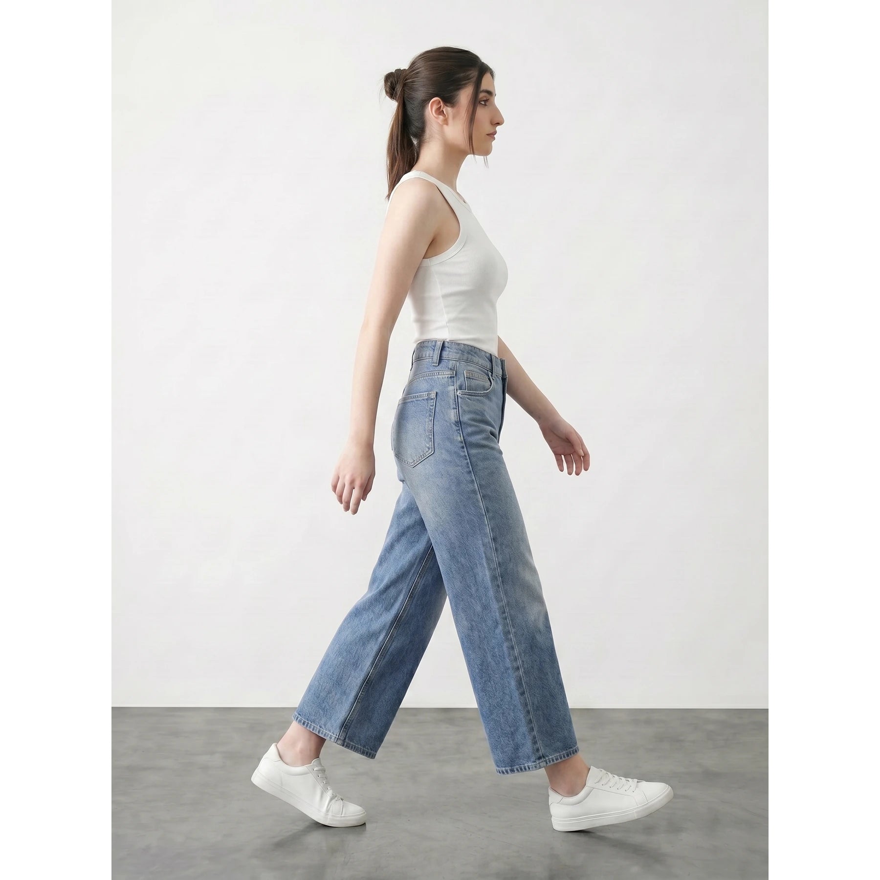 Light Blue Cropped Wide Leg Jeans | Montivo Pakistan
