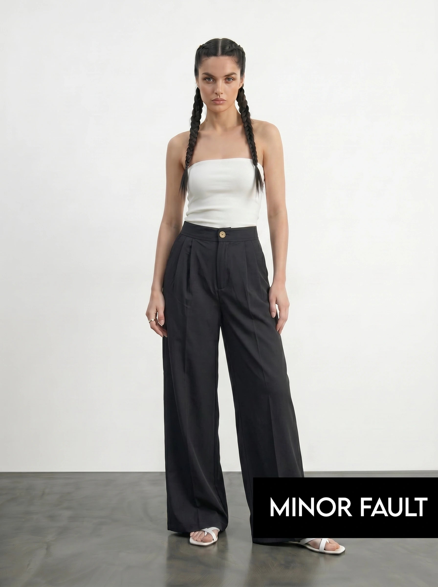 (Minor Fault) Black Wide Leg Pleated Pants | Montivo Pakistan