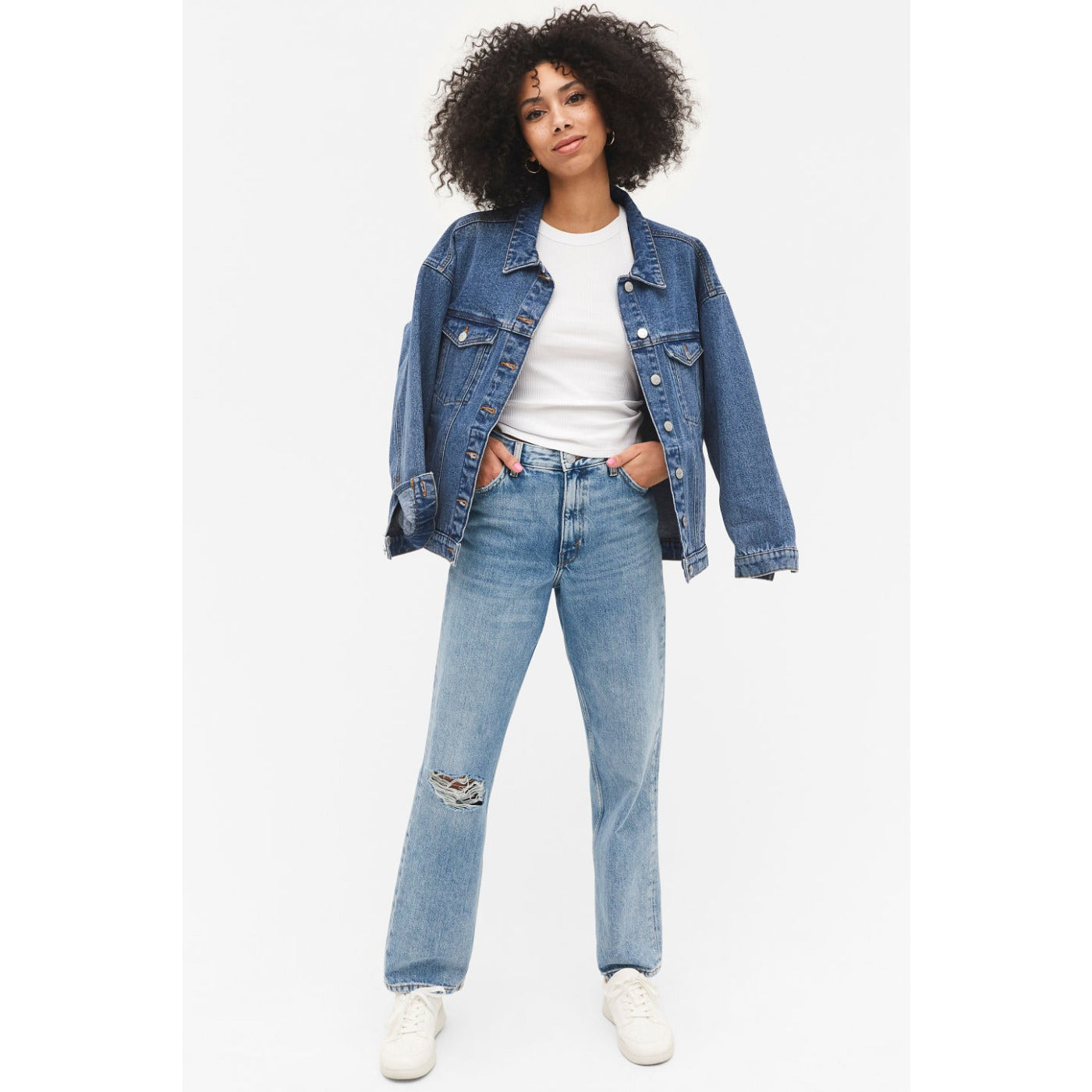 MNKI Straight Ripped Jeans