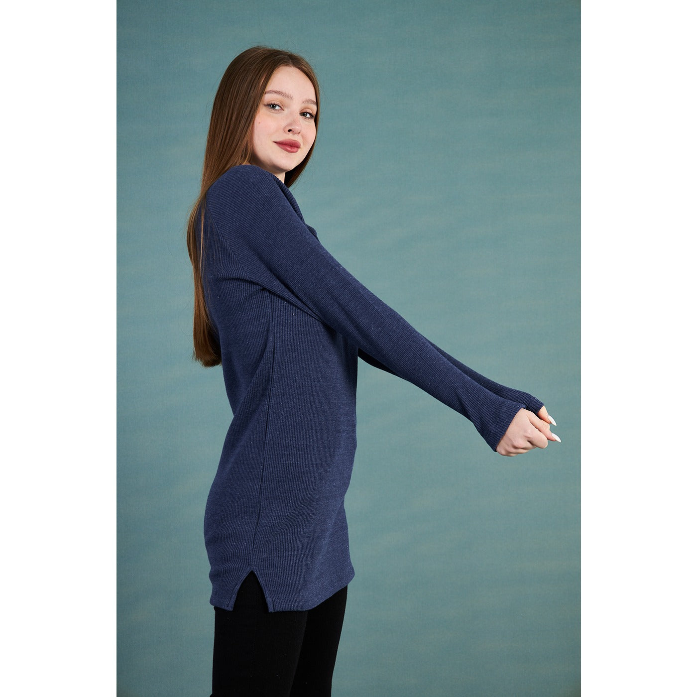 Navy Ribbed Long Sweatshirt | Montivo Pakistan
